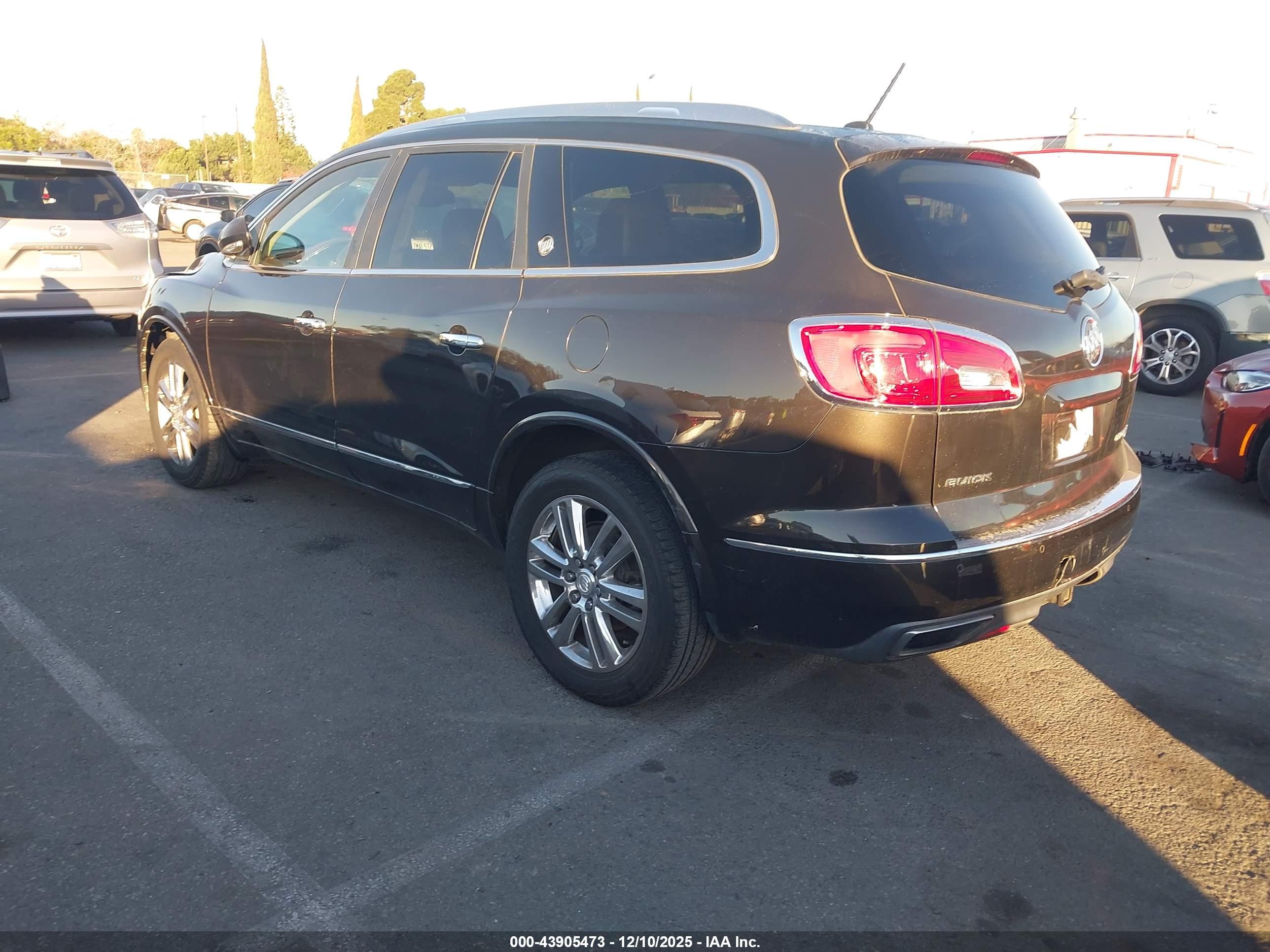 BUICK ENCLAVE image 3