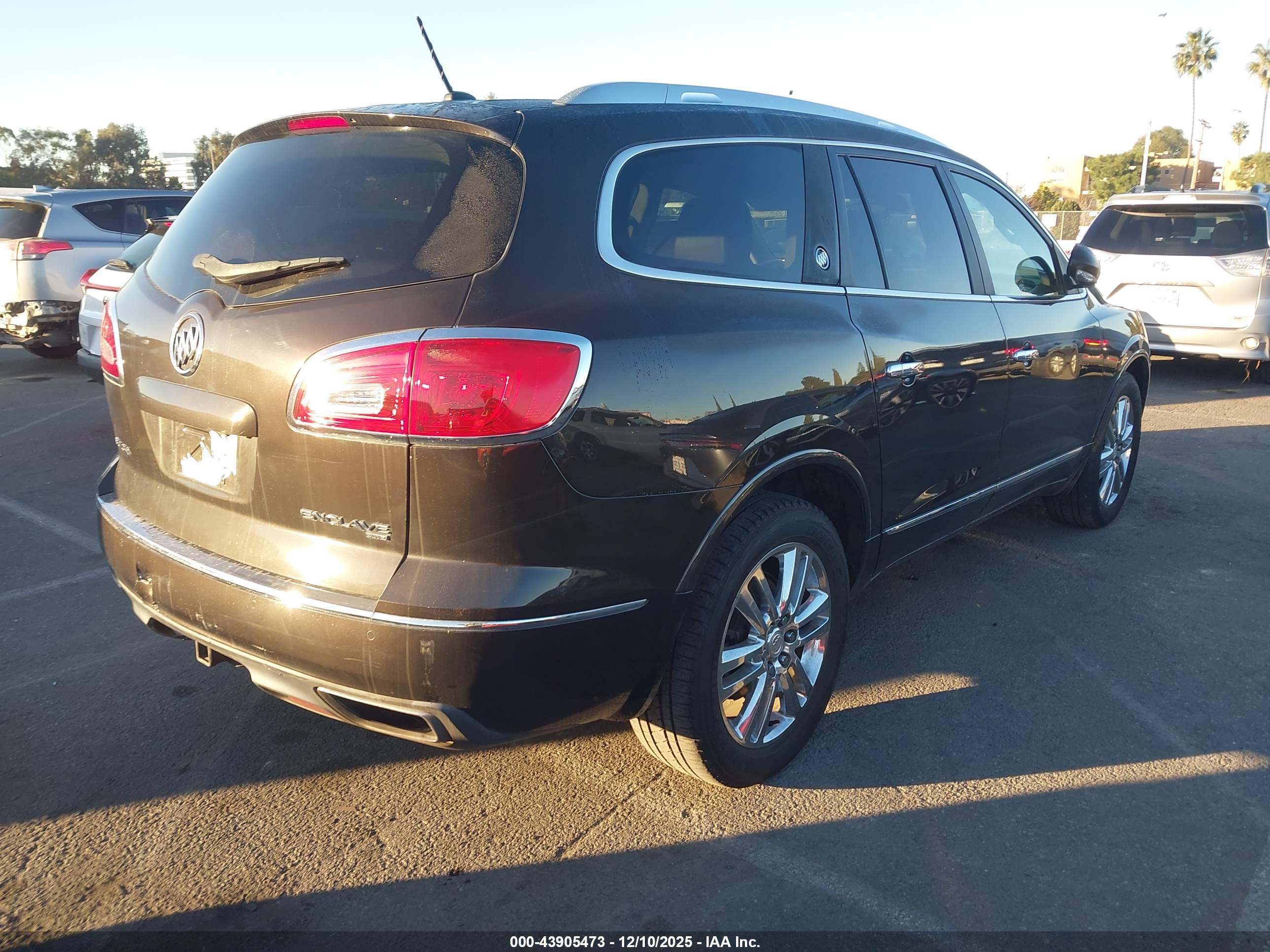 BUICK ENCLAVE image 4