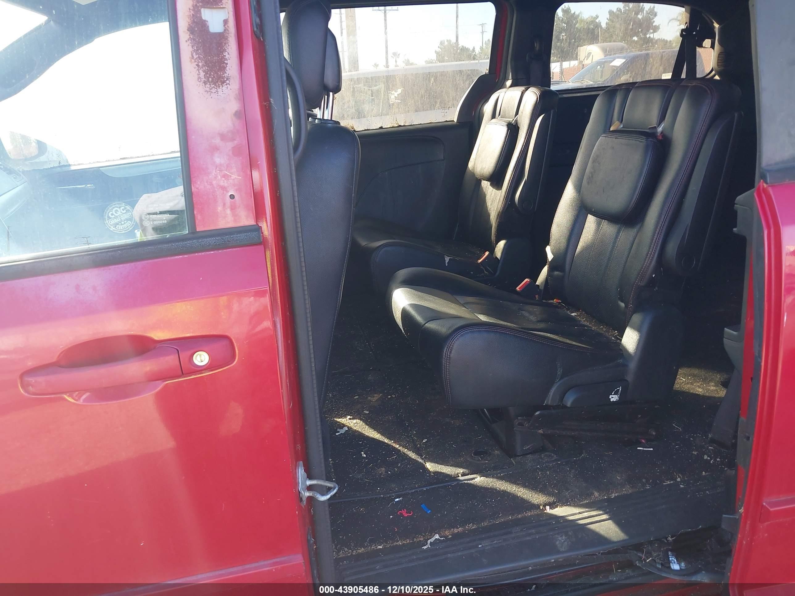 DODGE GRAND image 8