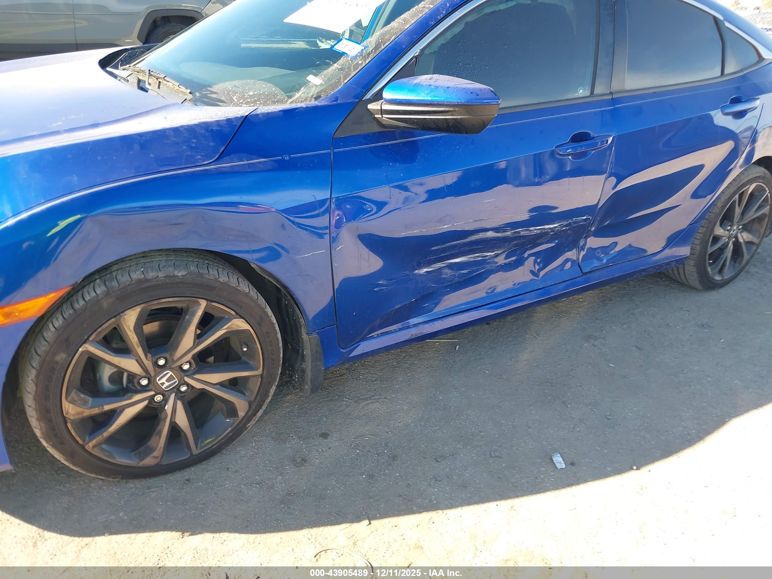HONDA CIVIC image 6