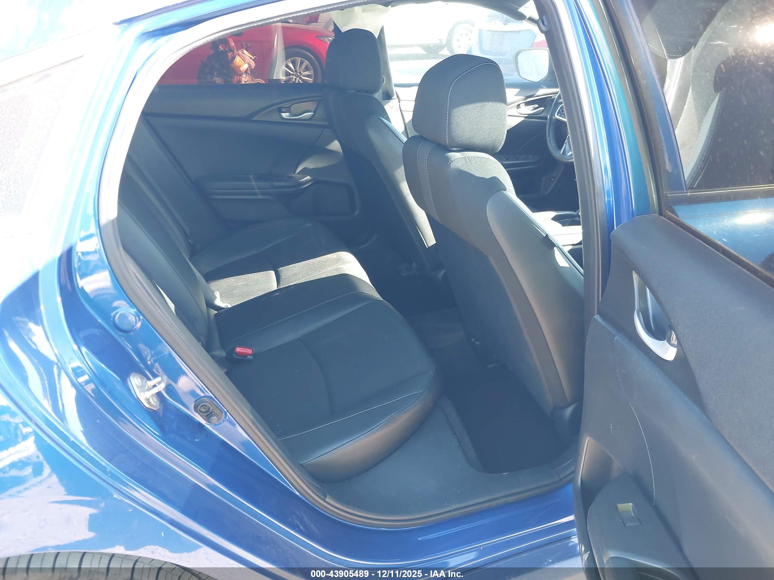 HONDA CIVIC image 8