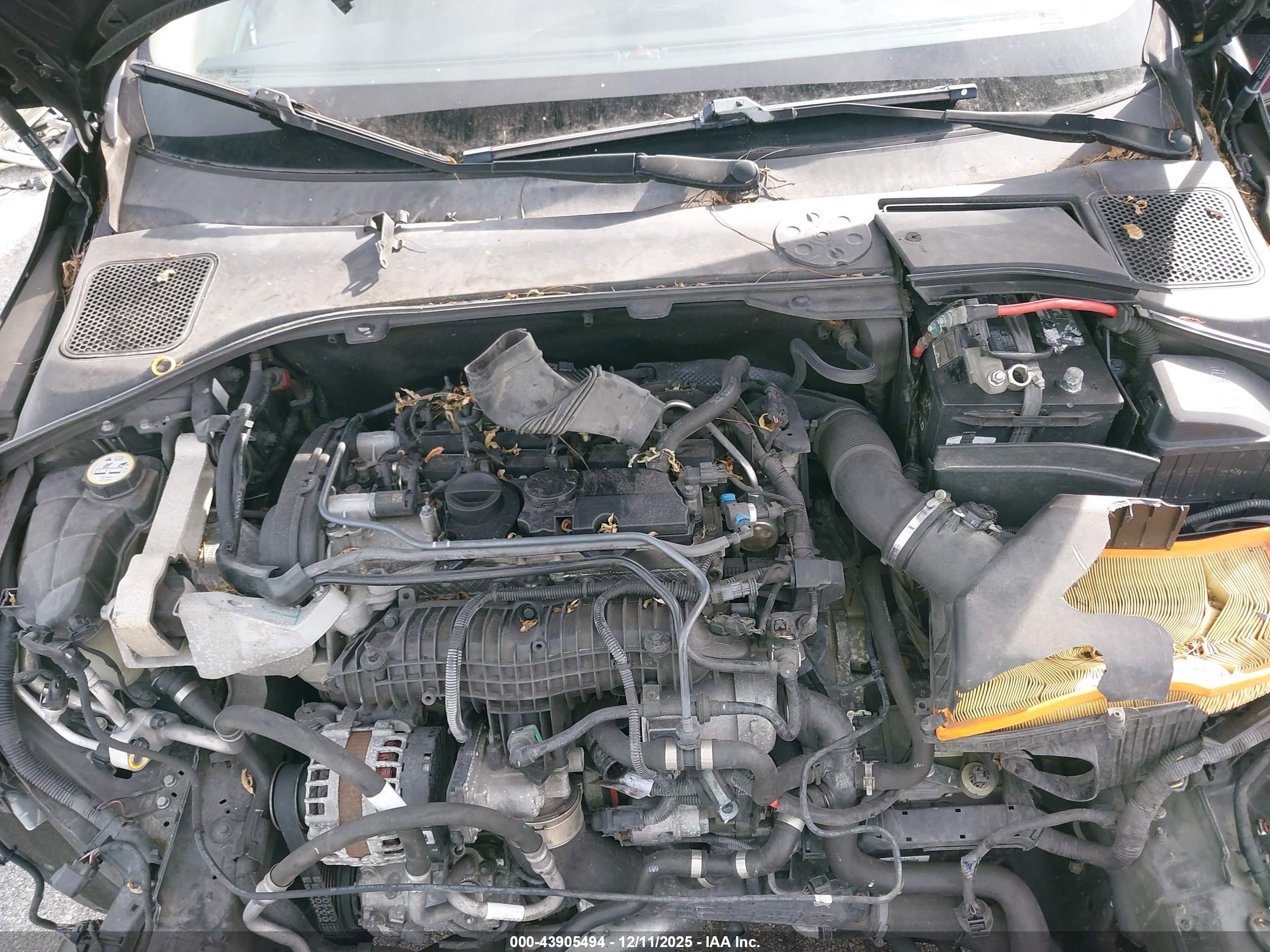 VOLVO S60 image 10