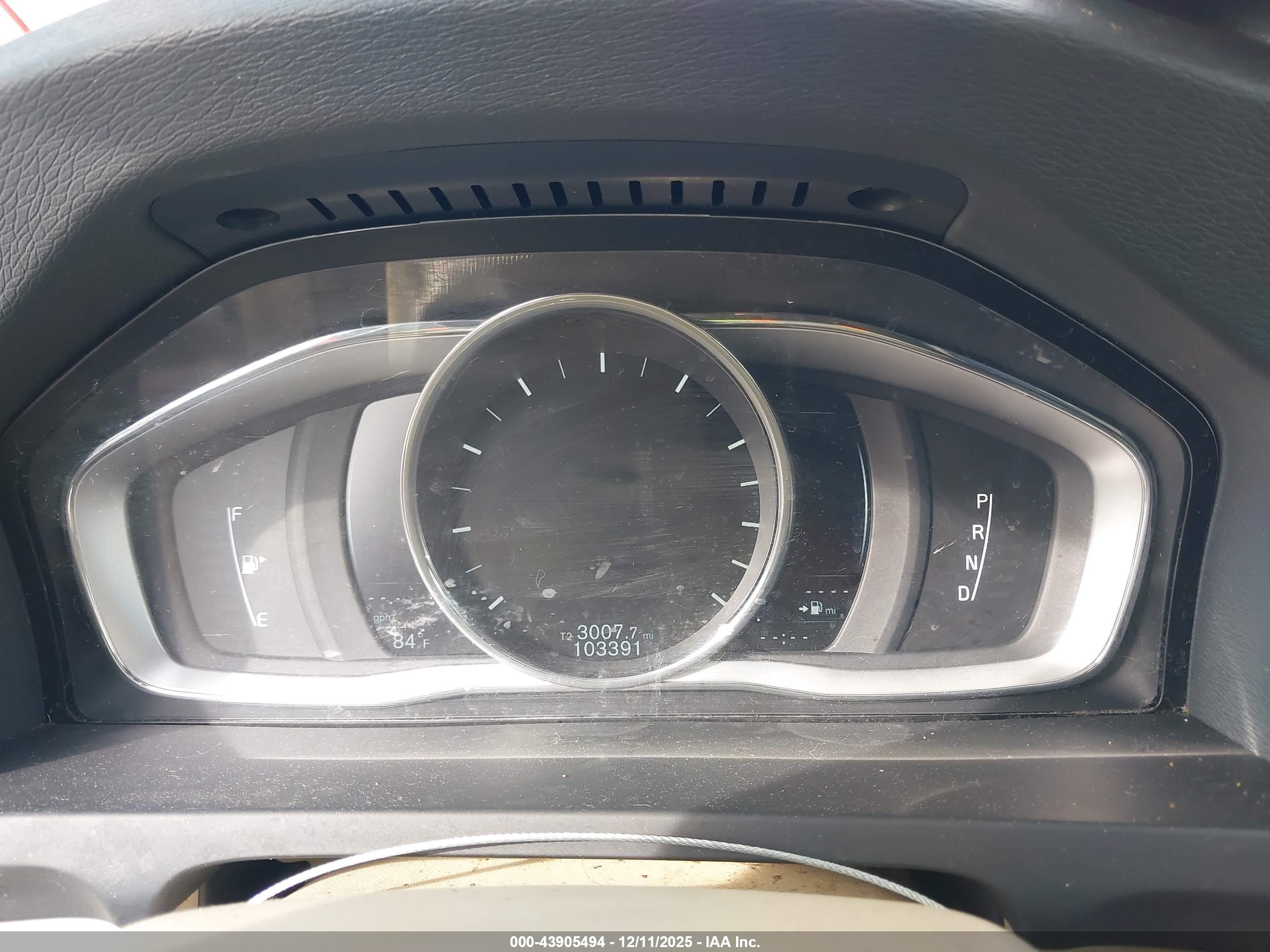 VOLVO S60 image 7