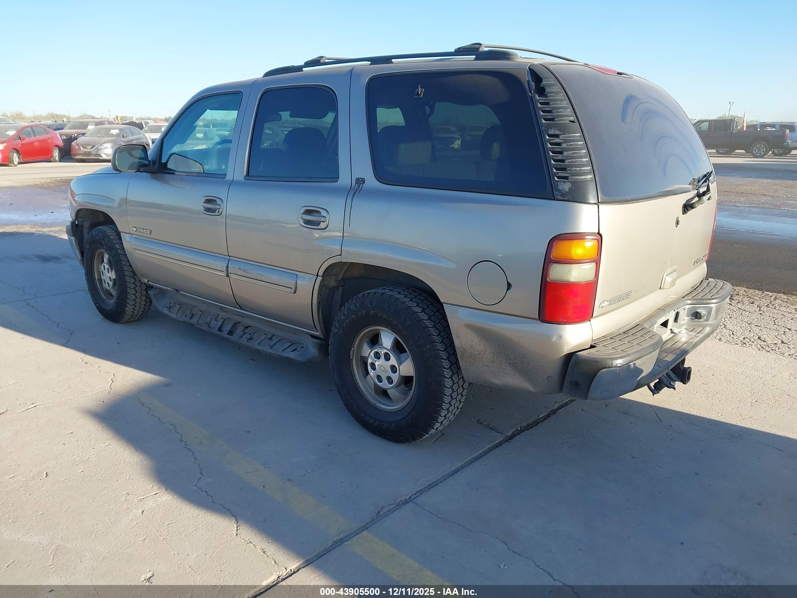 CHEVROLET TAHOE image 3