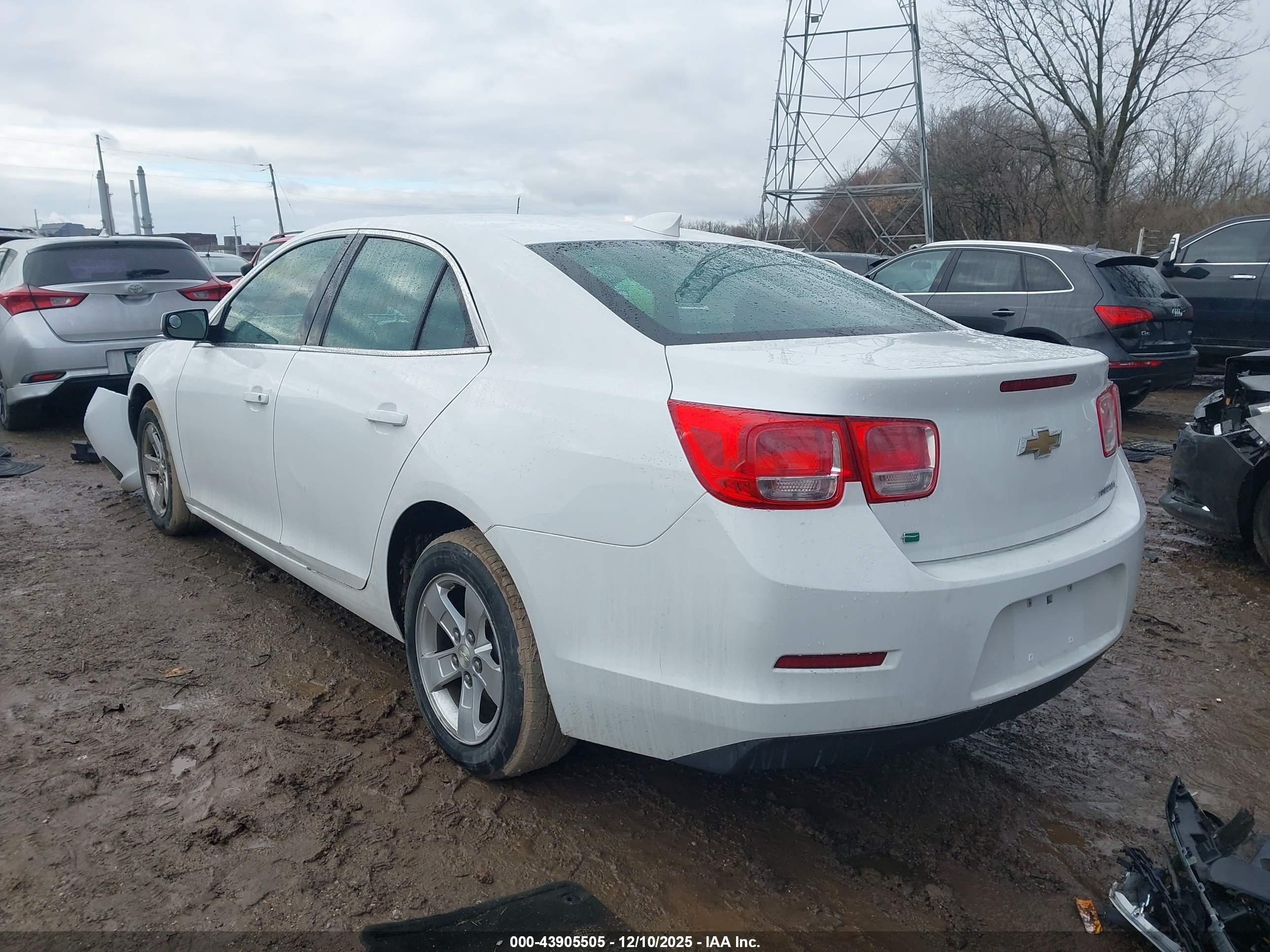 CHEVROLET MALIBU image 3