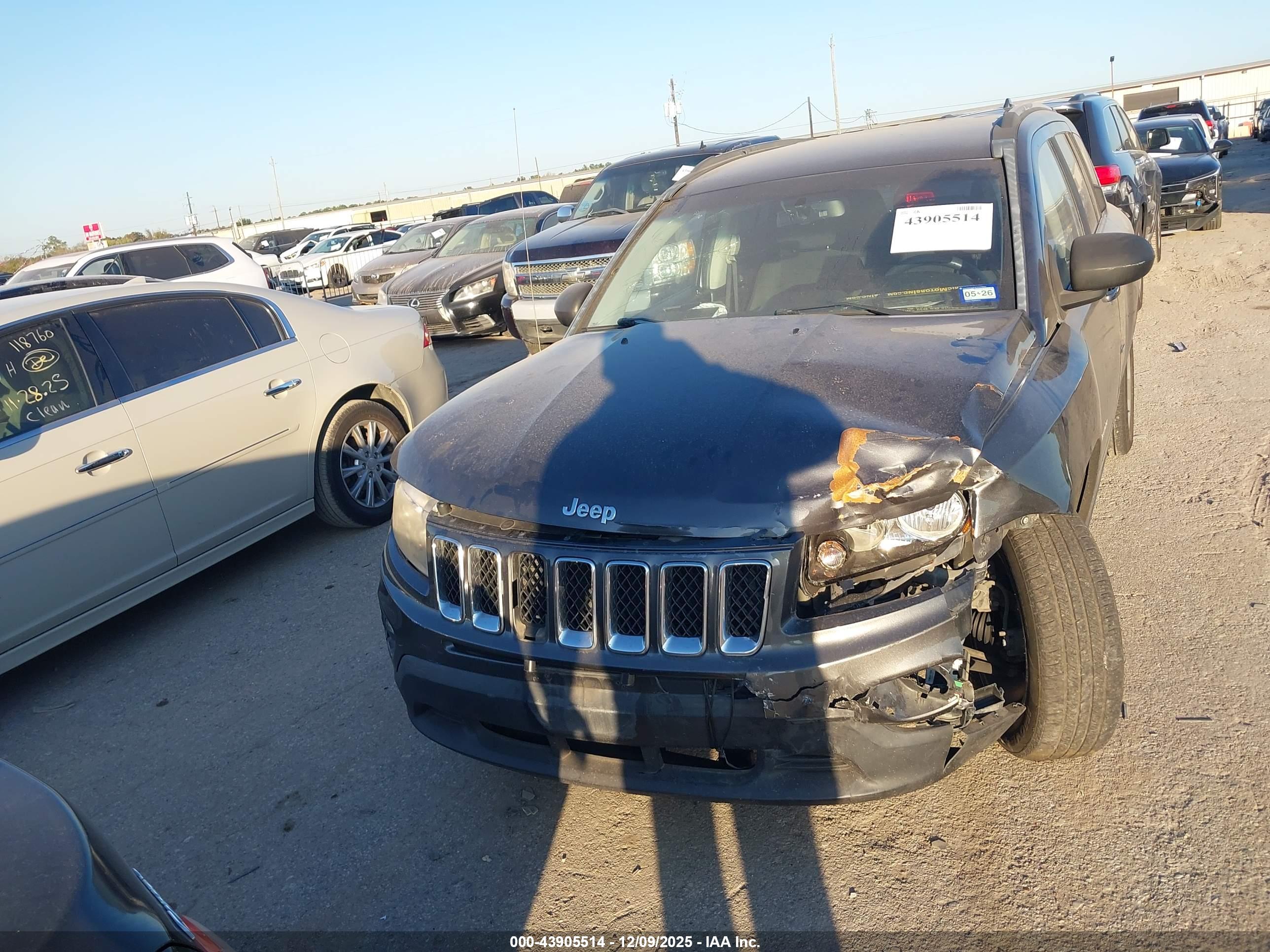 JEEP COMPASS image 6