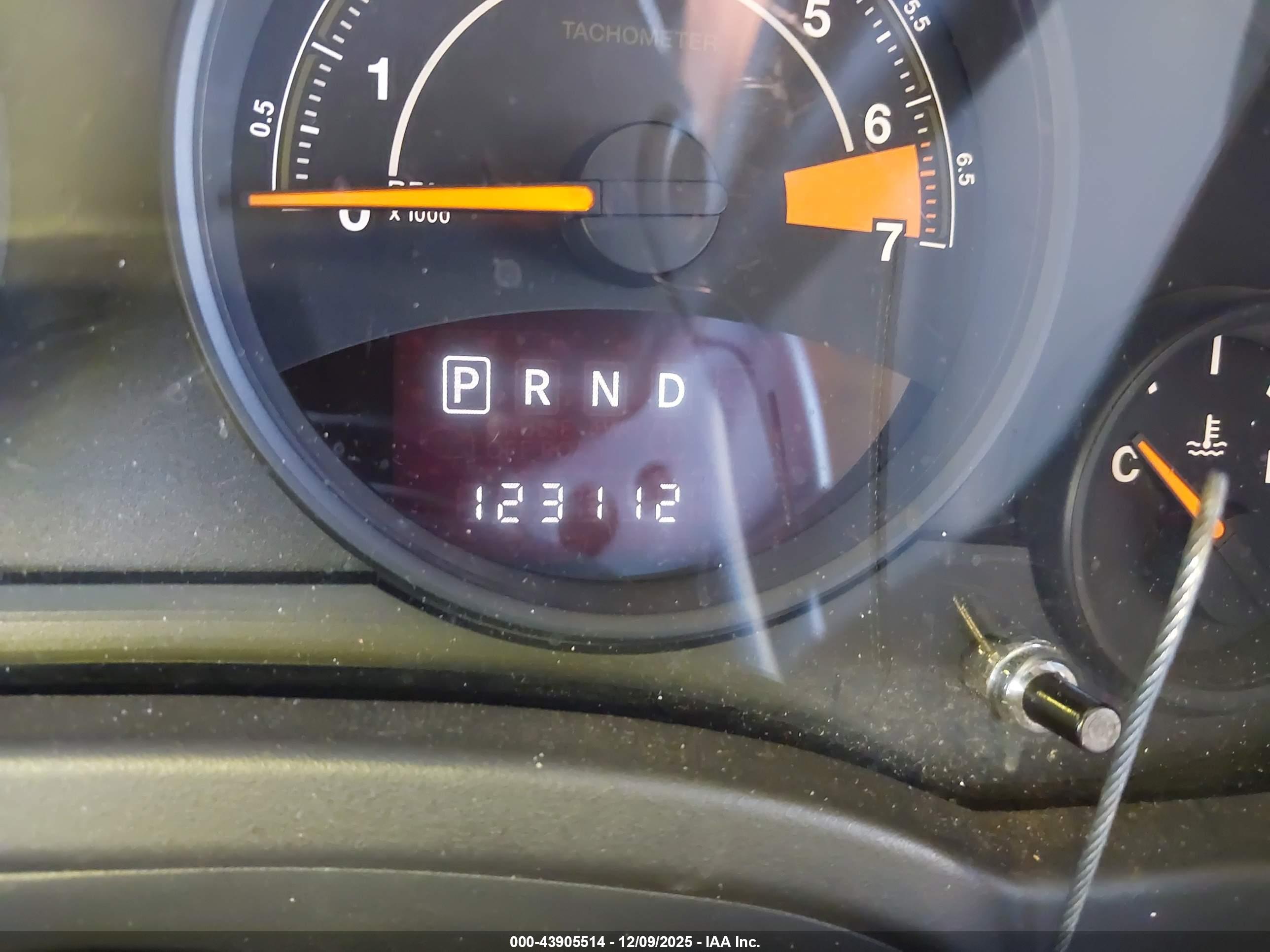 JEEP COMPASS image 7