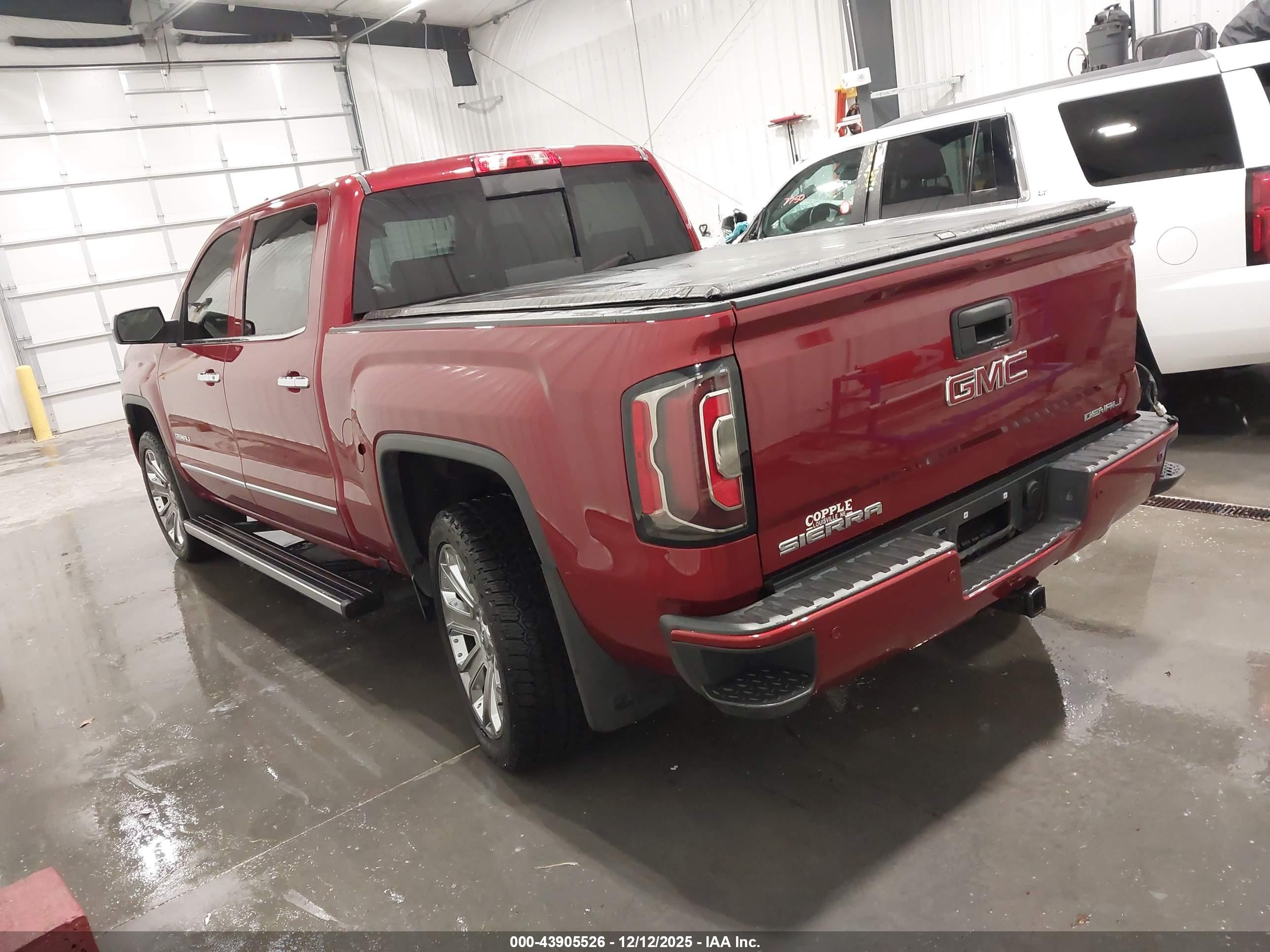 GMC SIERRA image 3