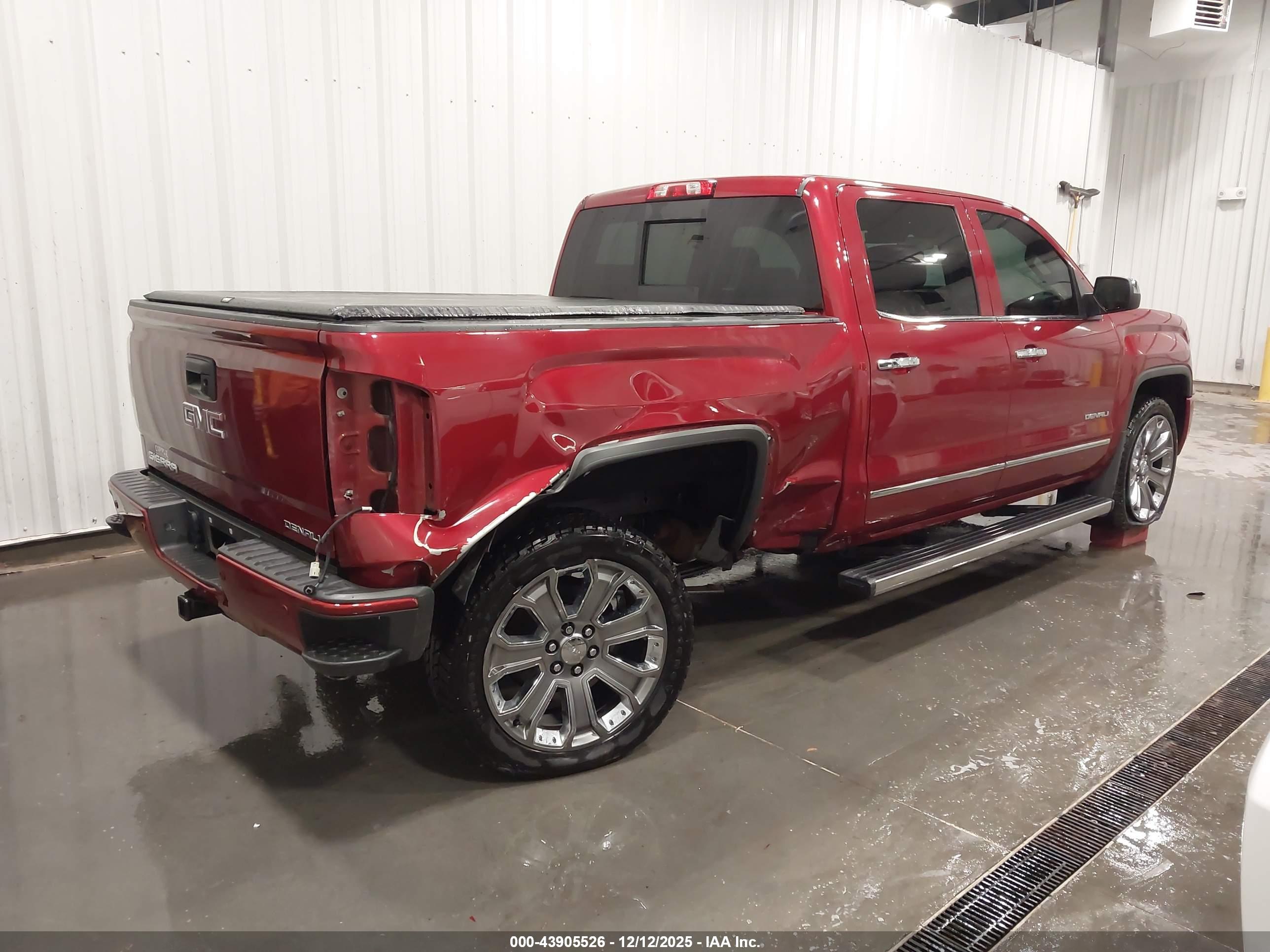GMC SIERRA image 4