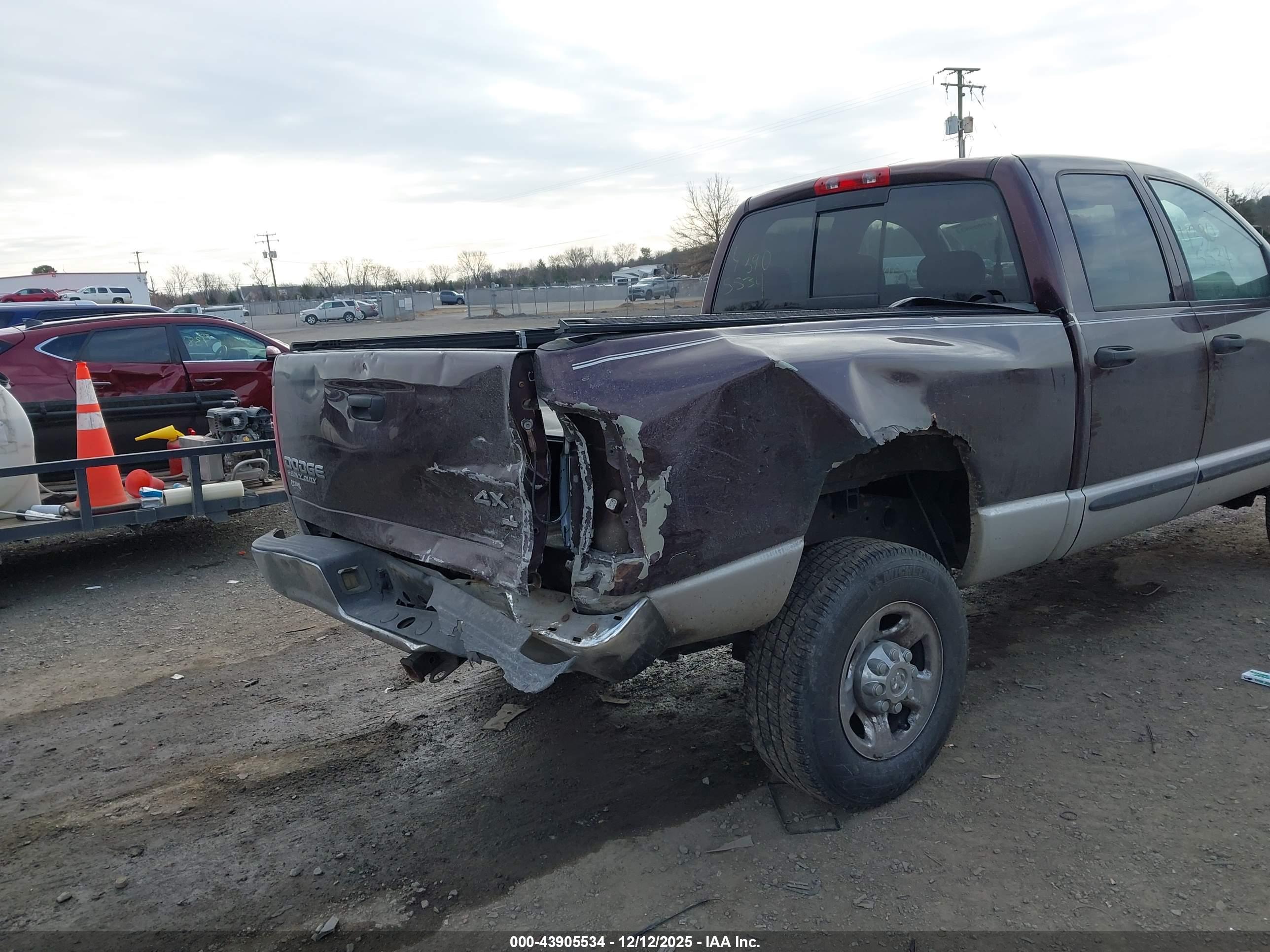 DODGE RAM image 6