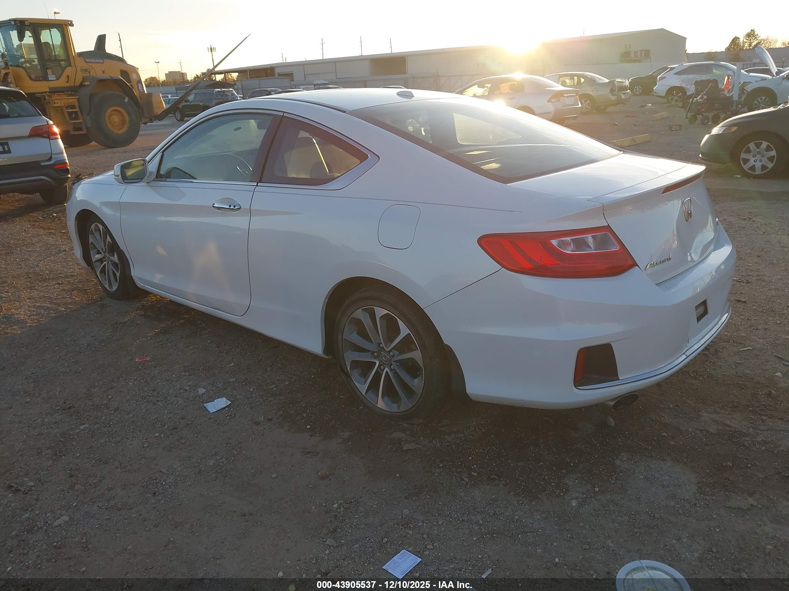 HONDA ACCORD image 3