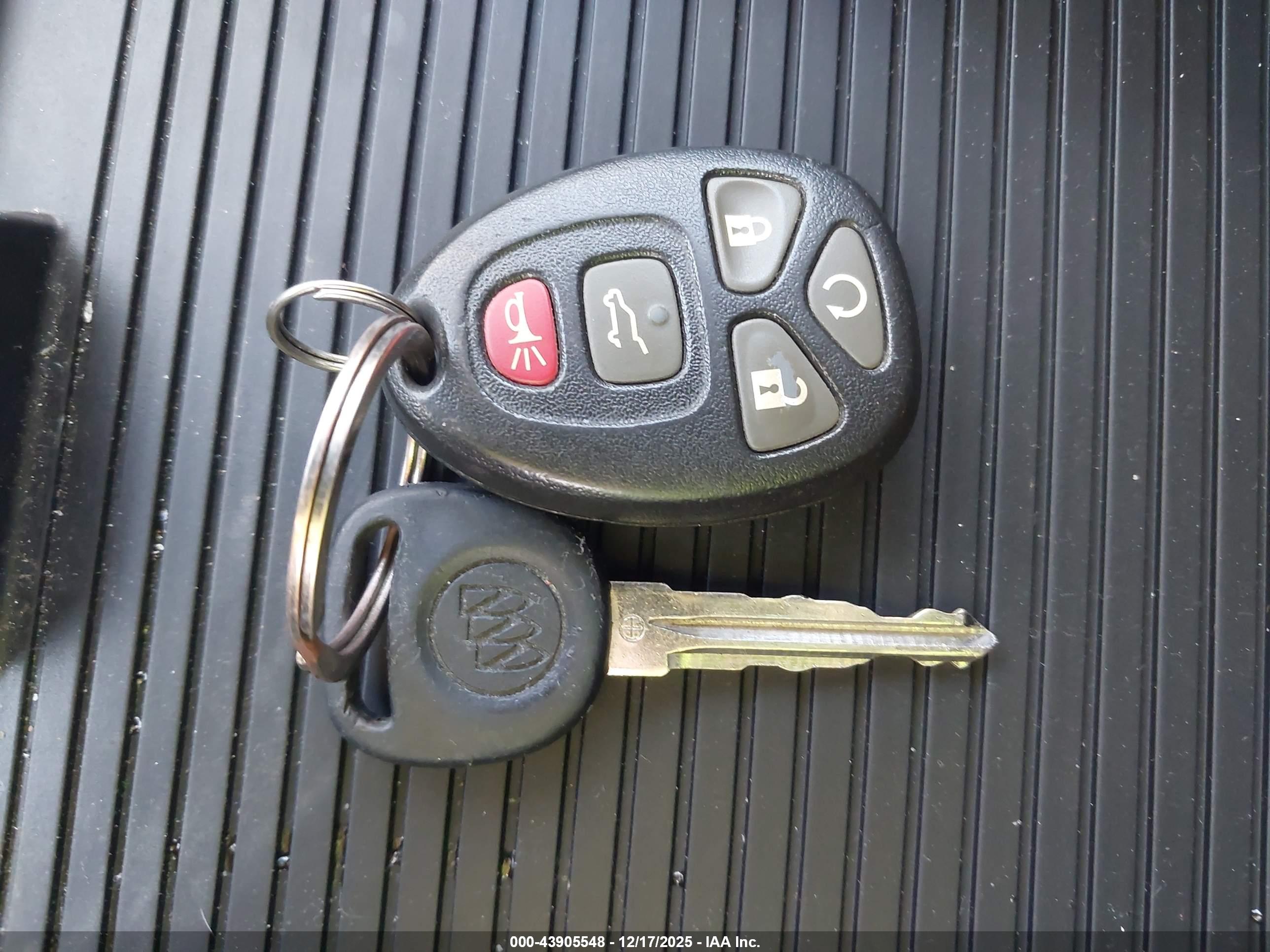 BUICK ENCLAVE image 11