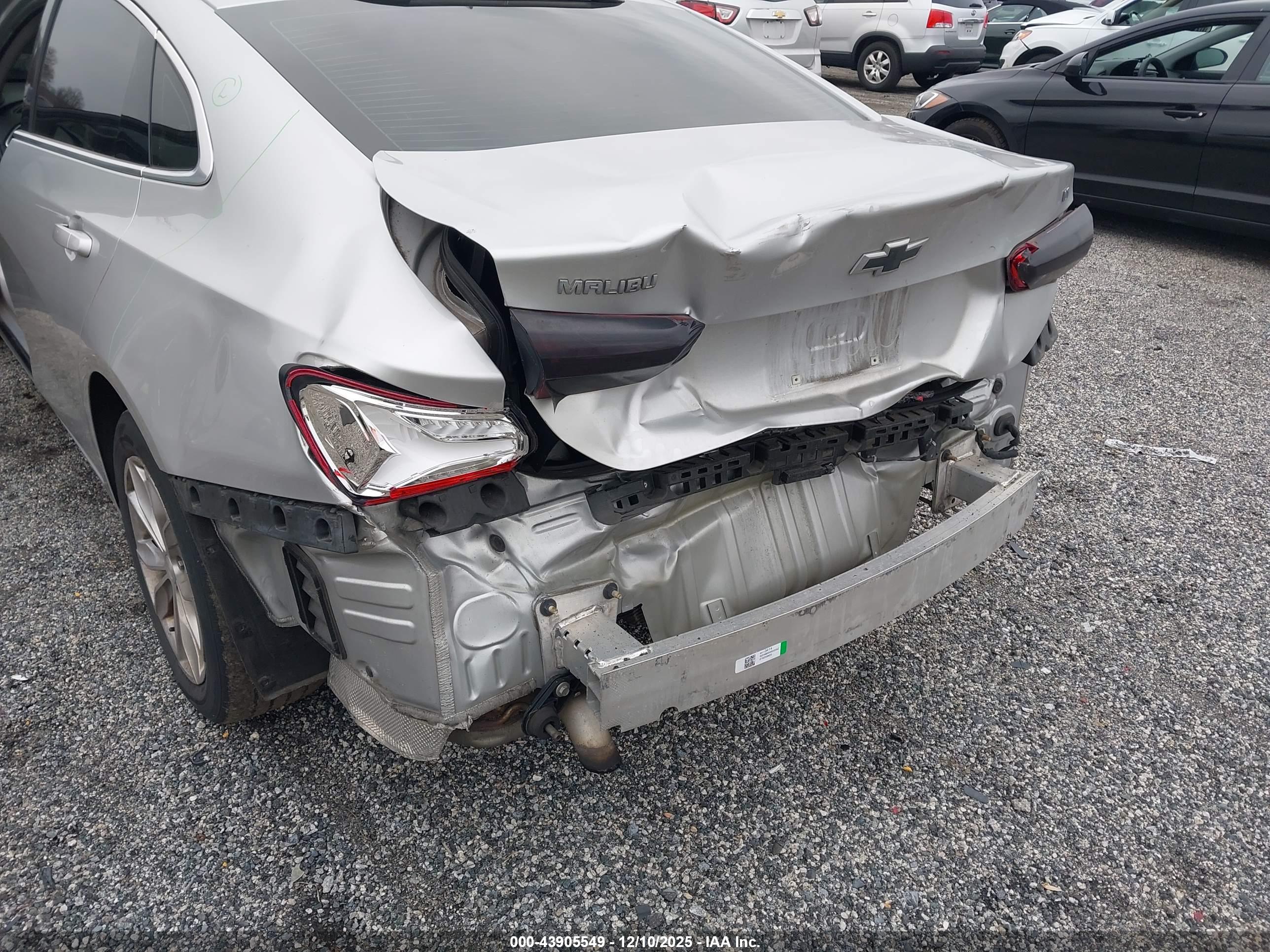 CHEVROLET MALIBU image 6