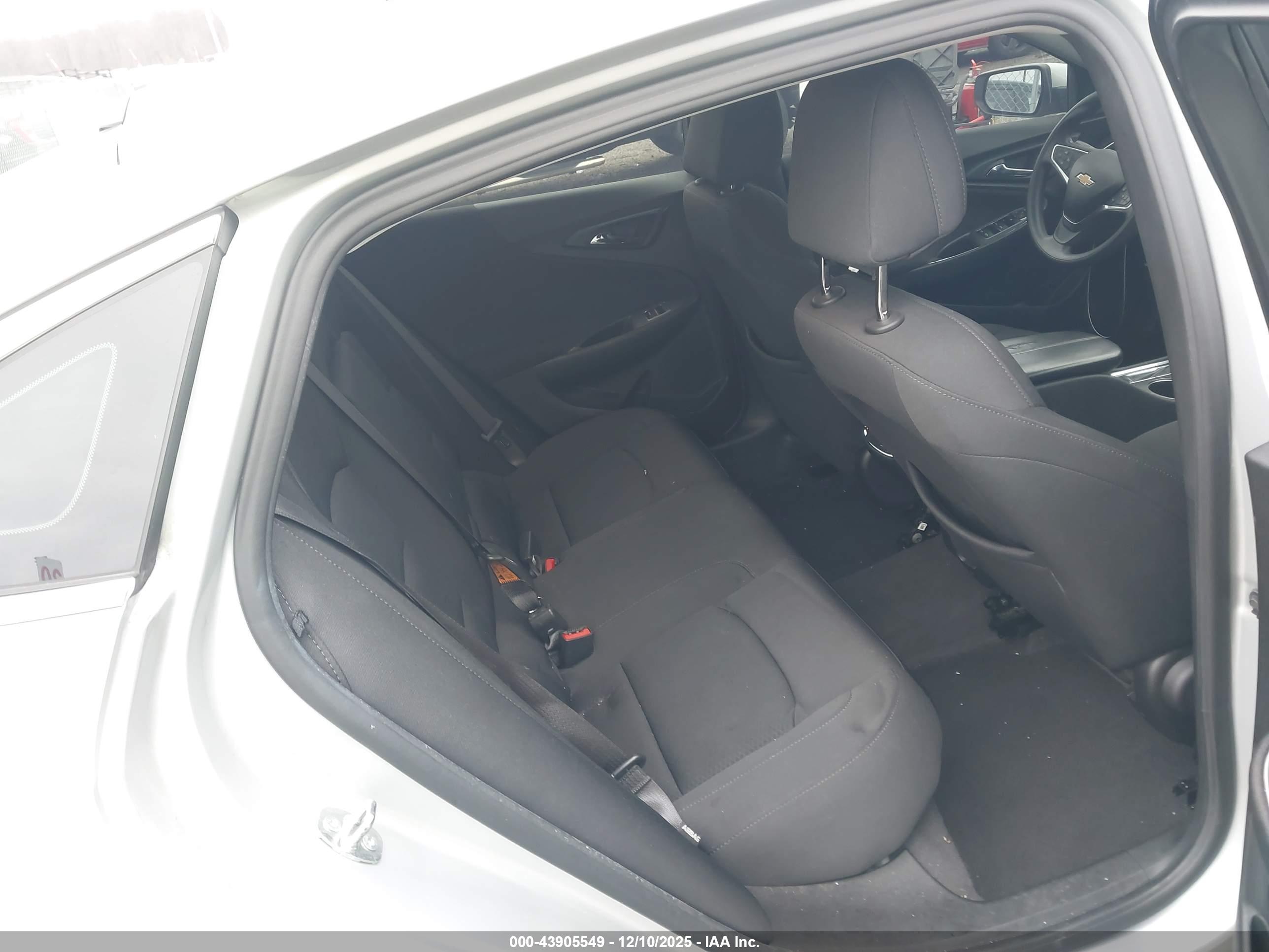CHEVROLET MALIBU image 8