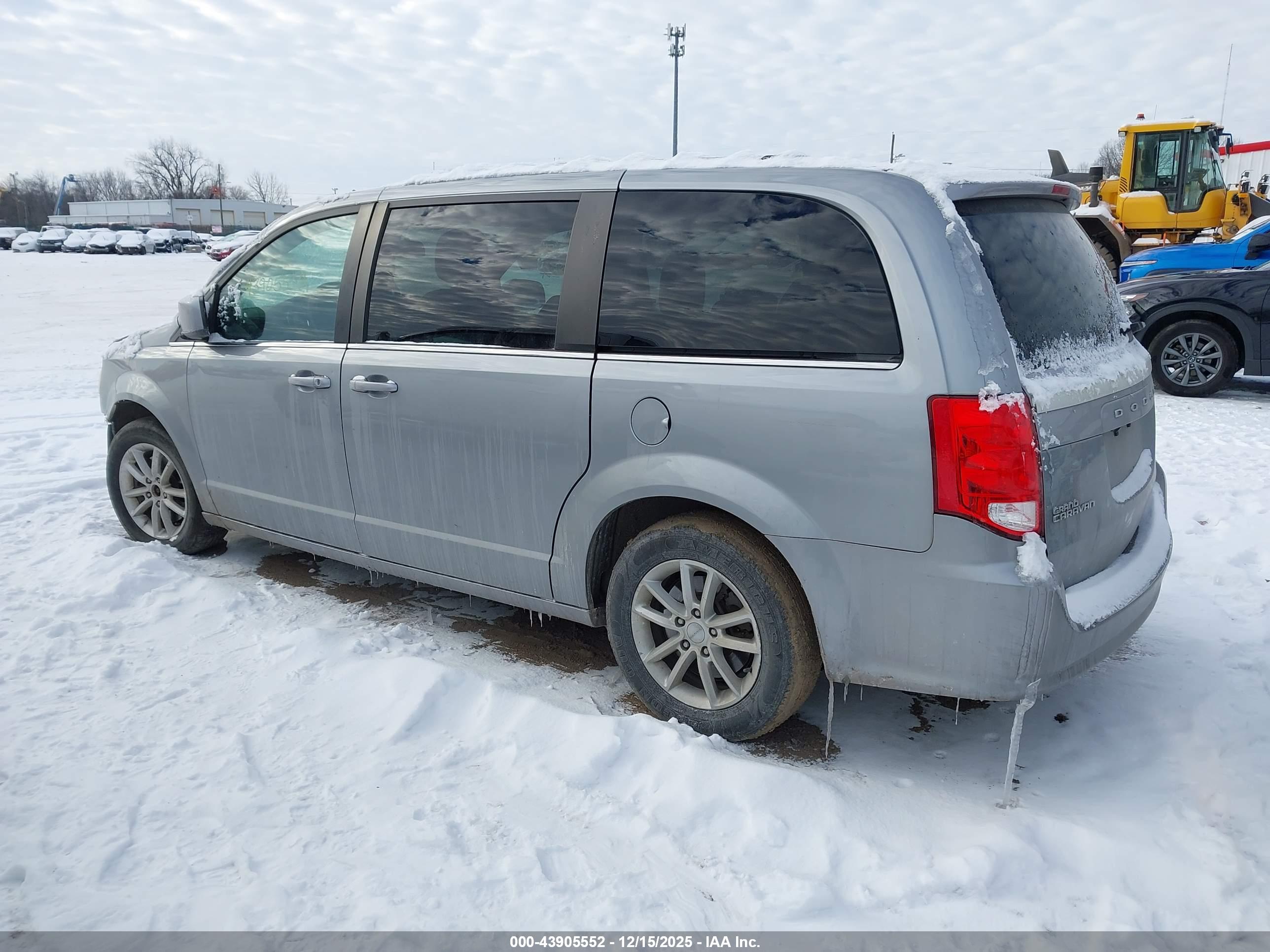 DODGE GRAND image 3