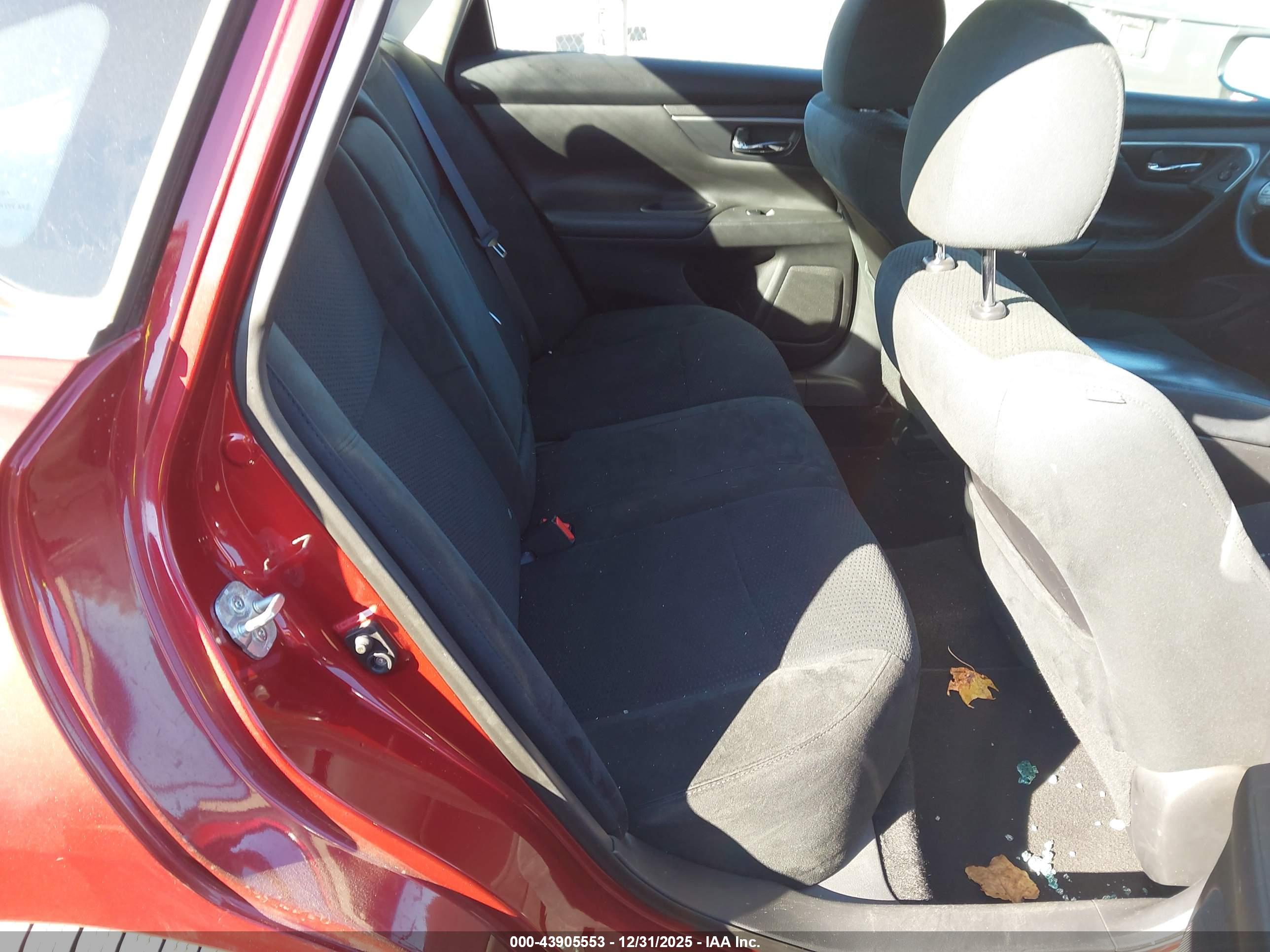 NISSAN ALTIMA image 8