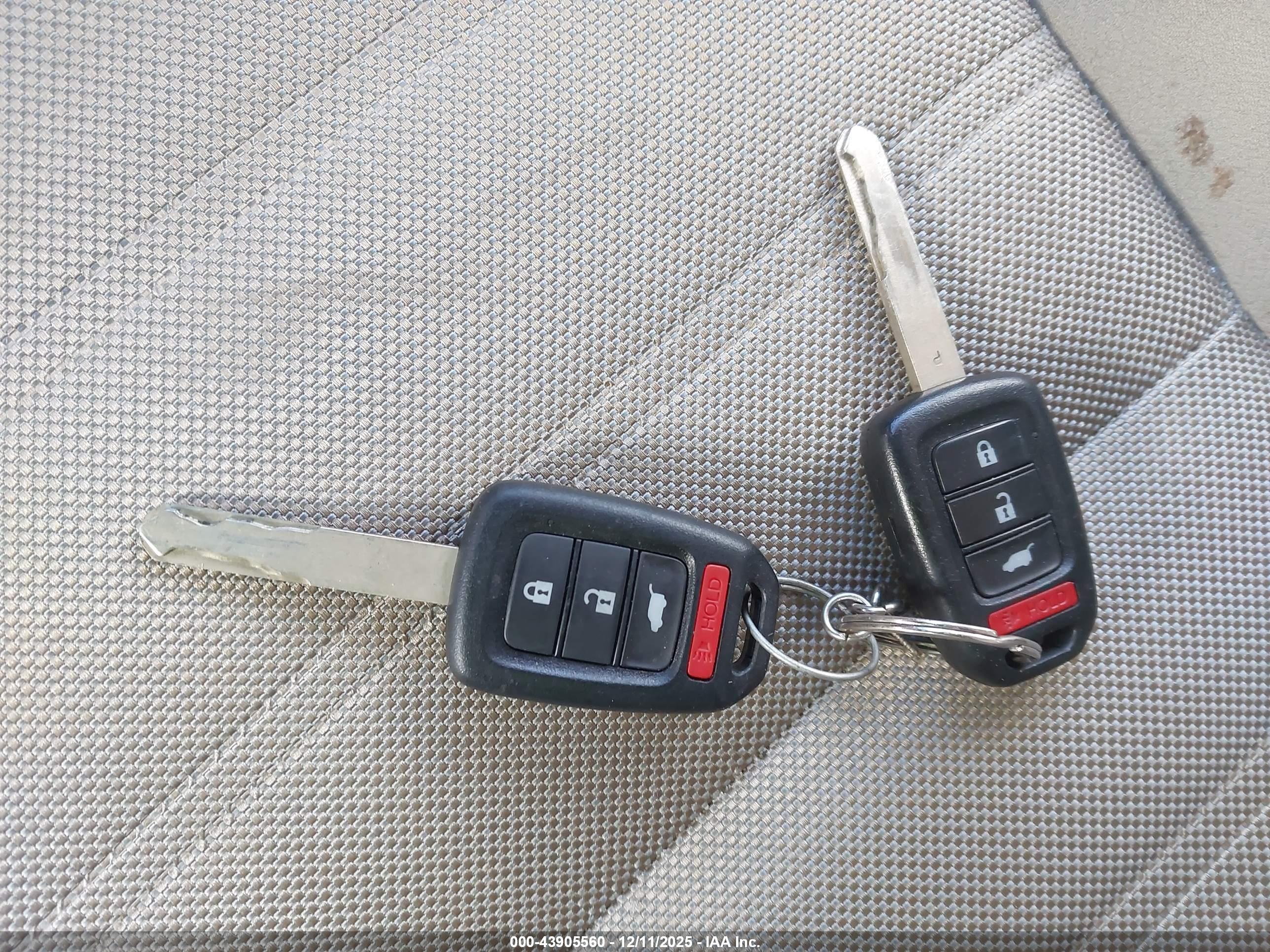 HONDA CR-V image 11