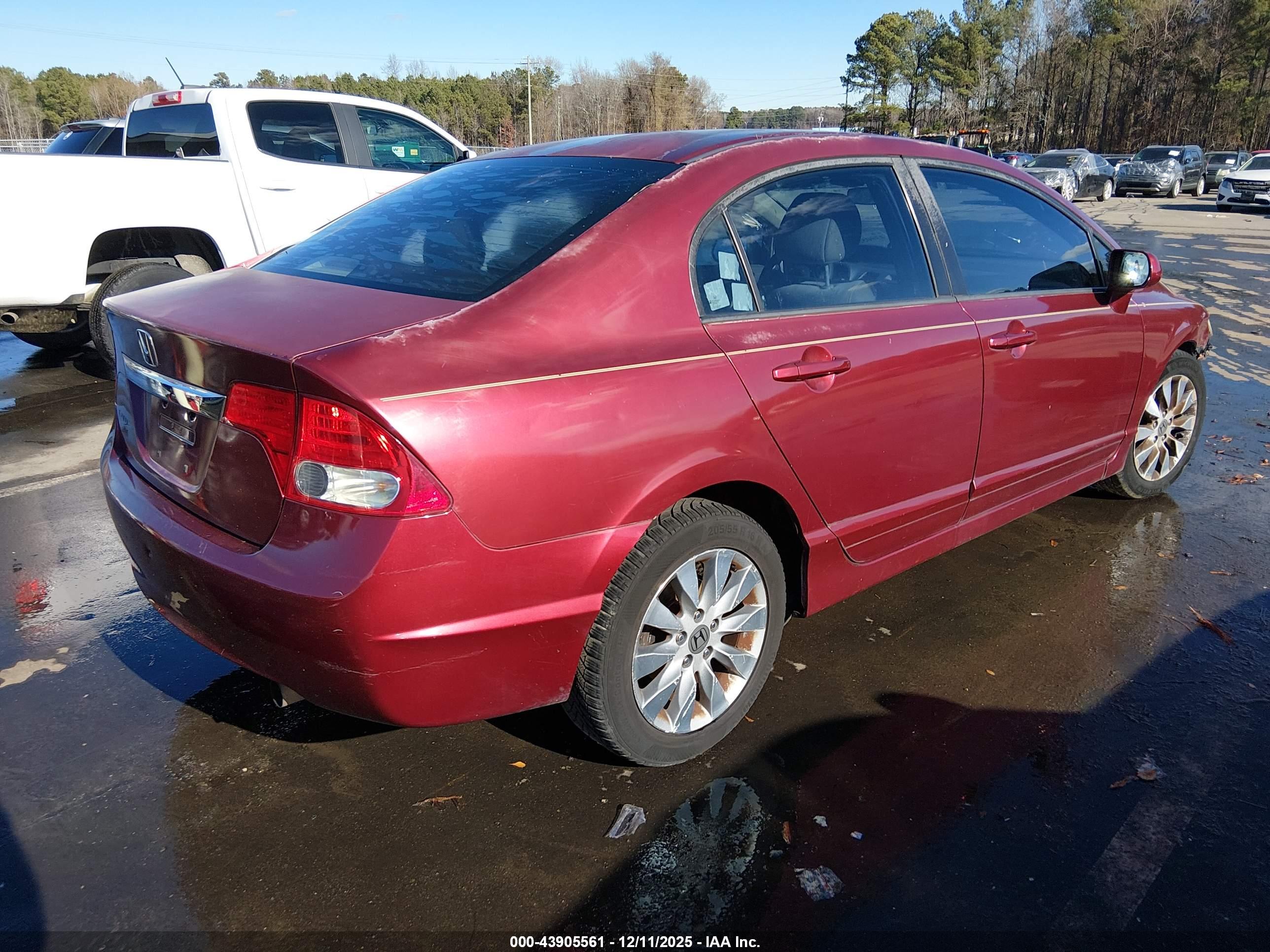 HONDA CIVIC image 4