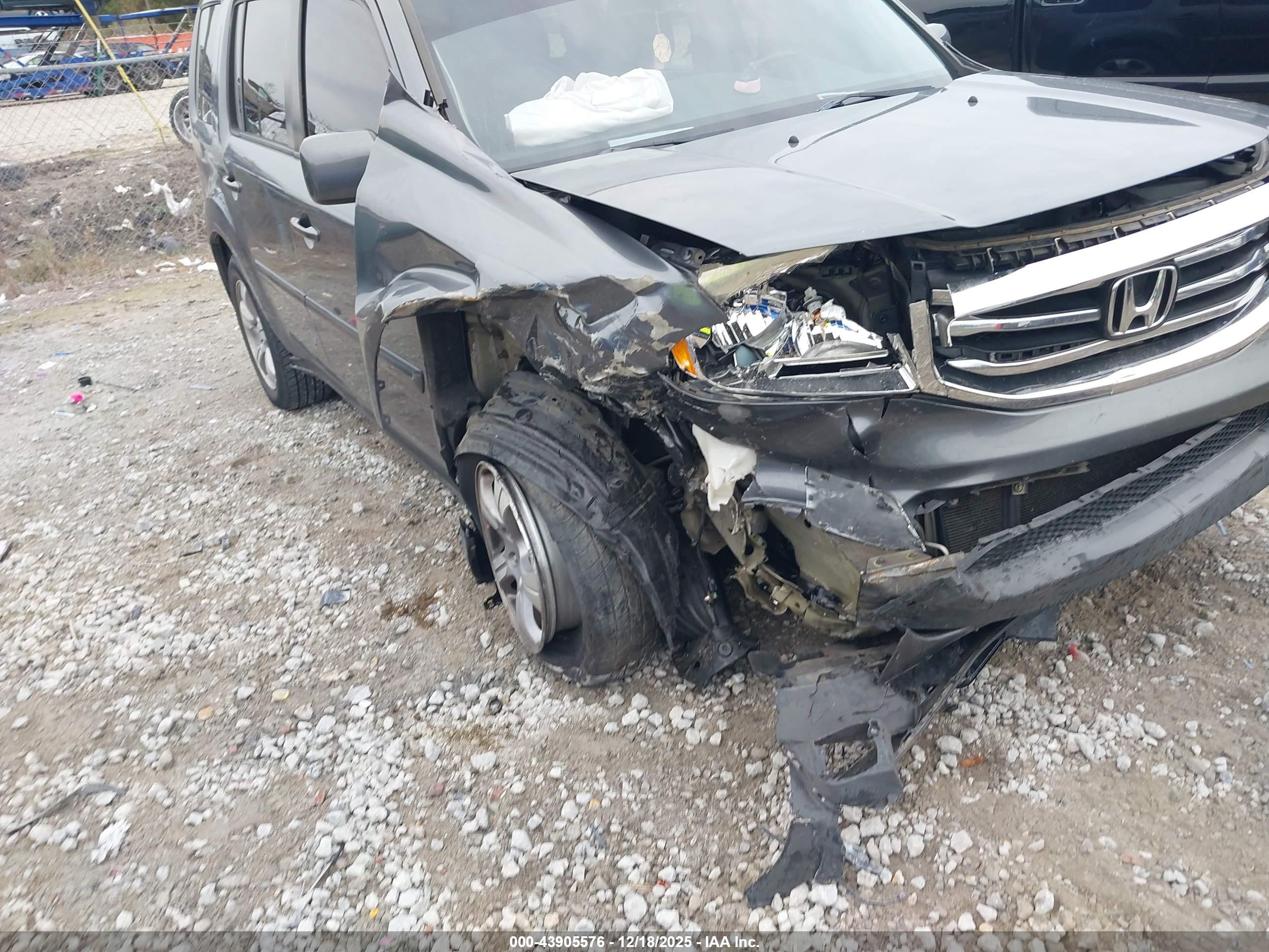 HONDA PILOT image 6