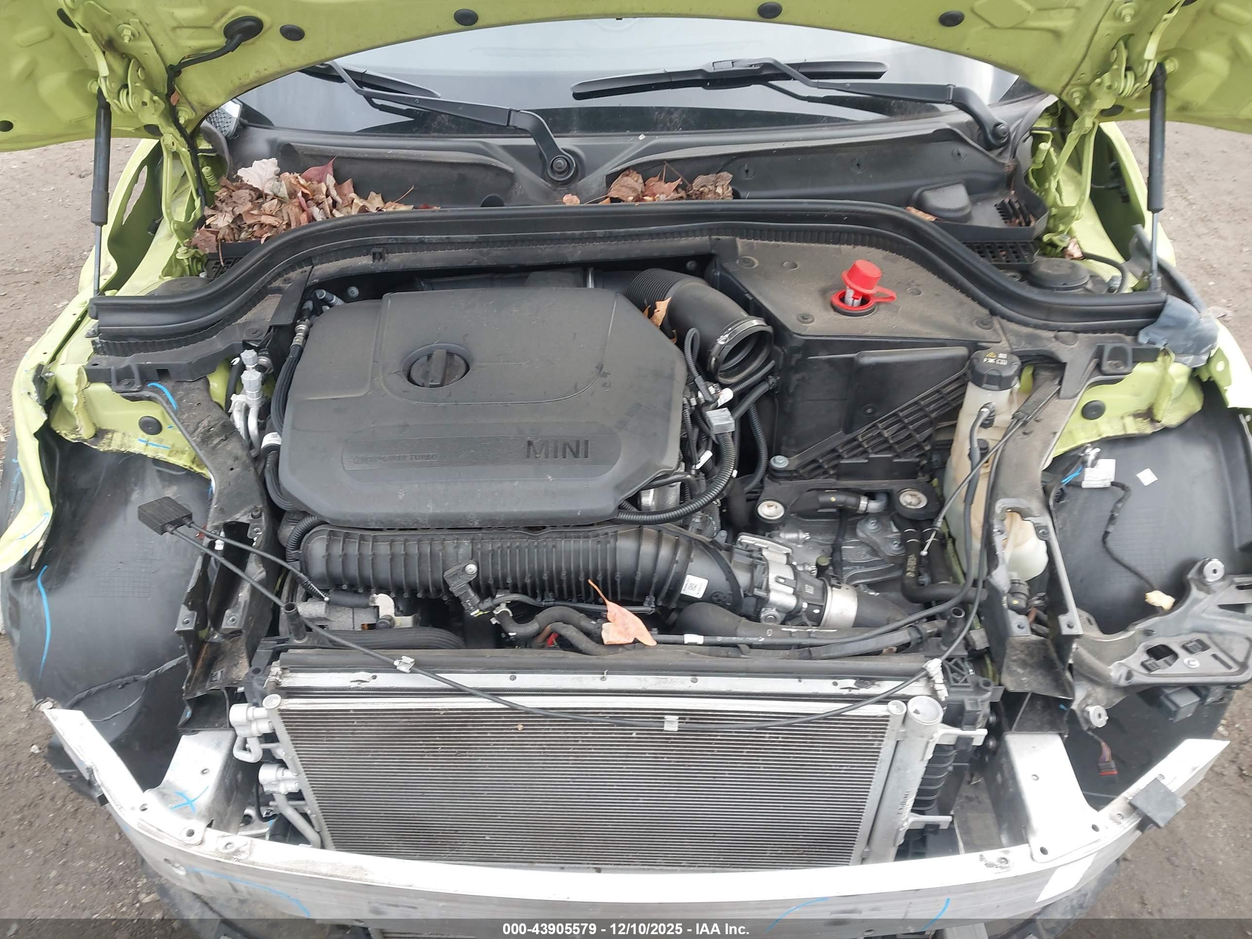 MINI CONVERTIBLE image 10