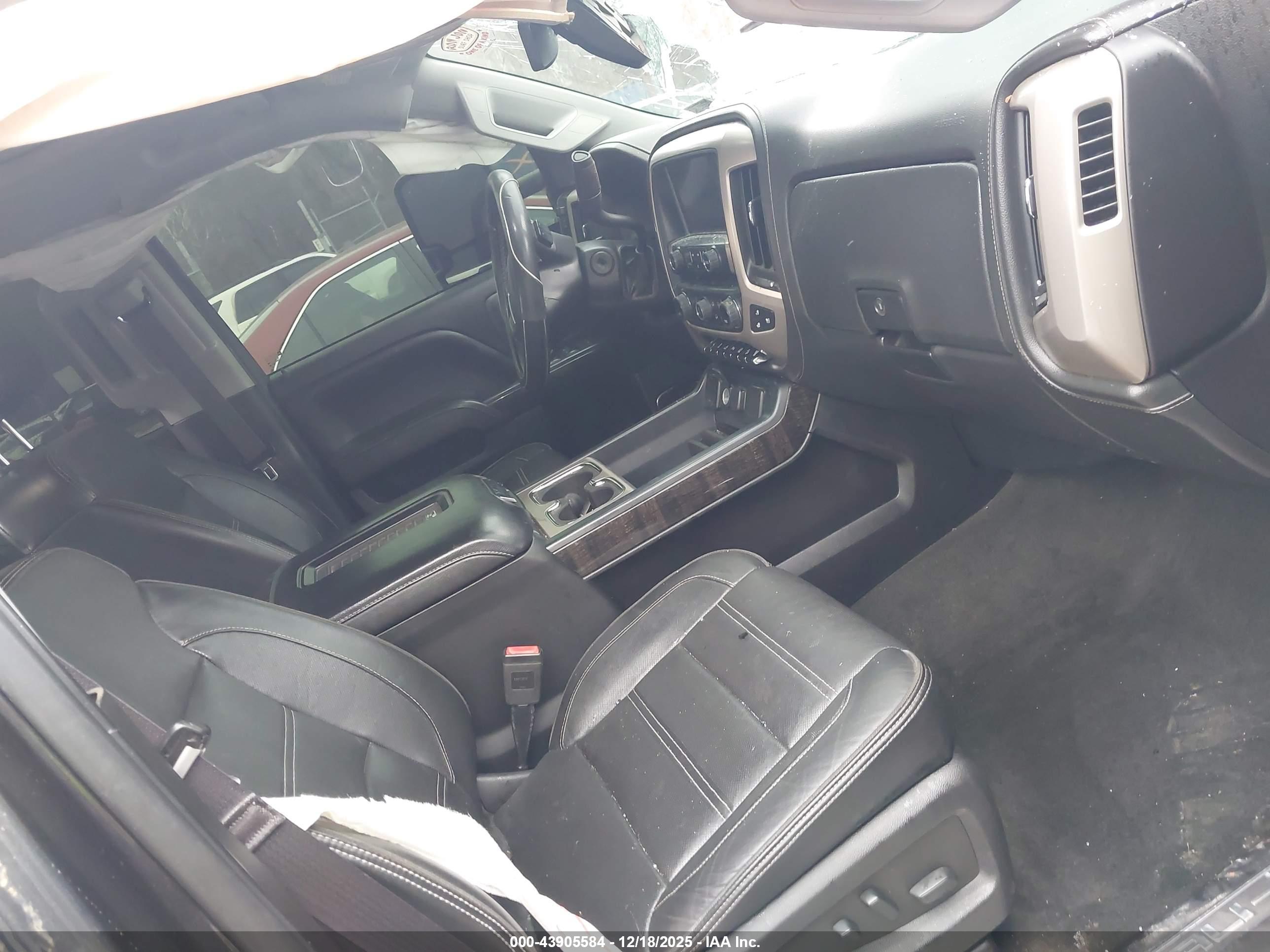 GMC SIERRA image 5
