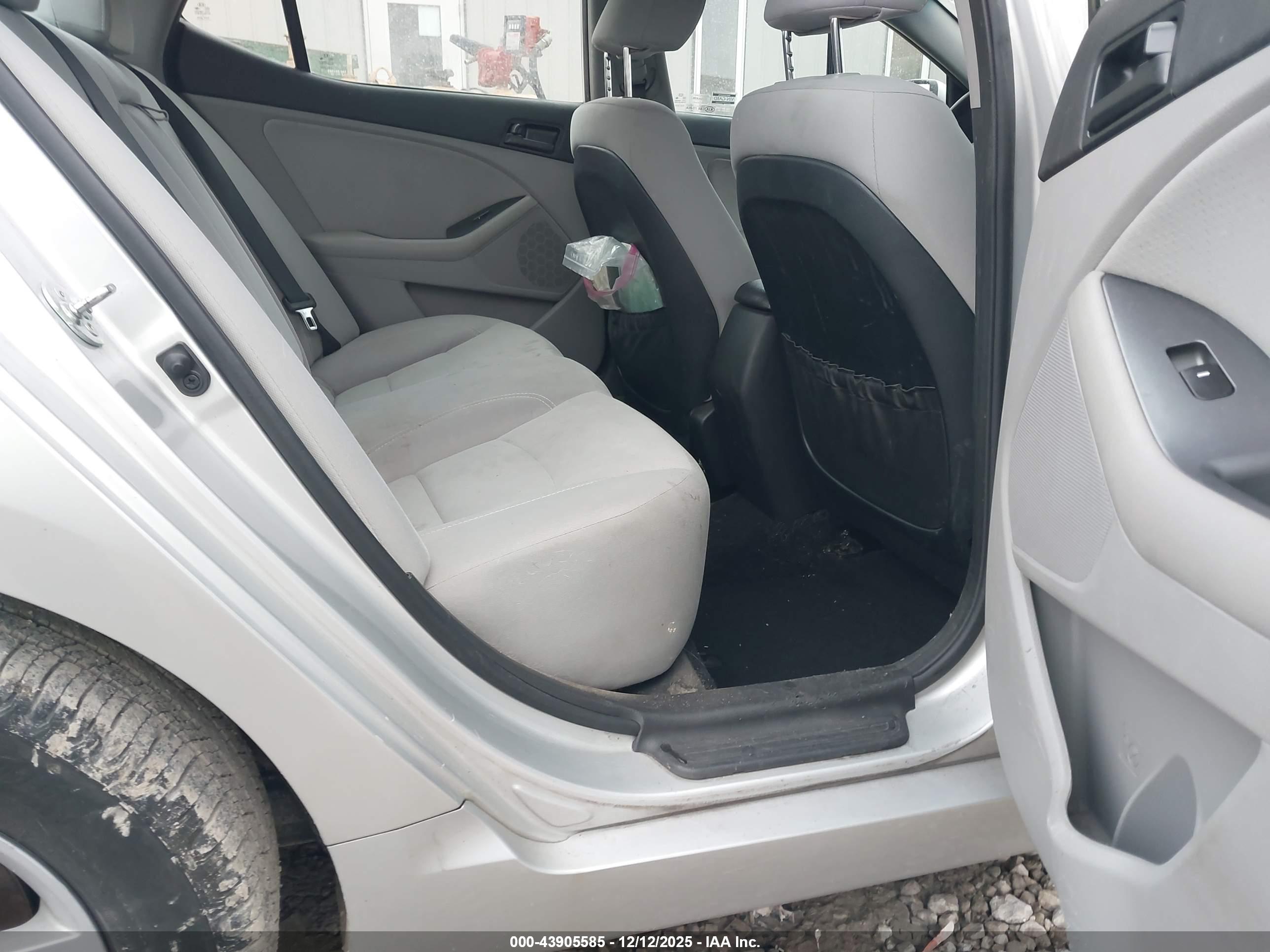 KIA OPTIMA image 8