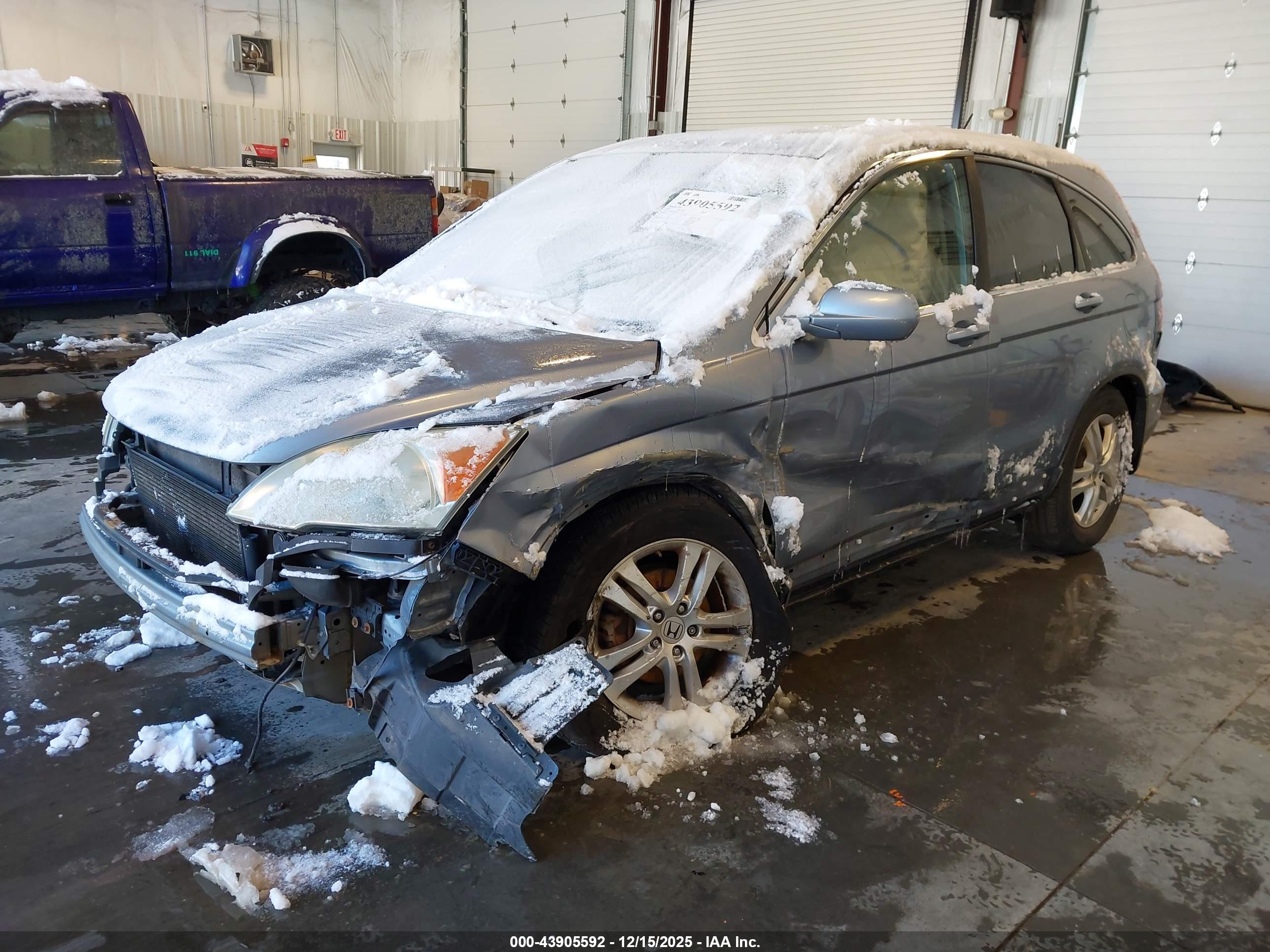 HONDA CR-V image 2