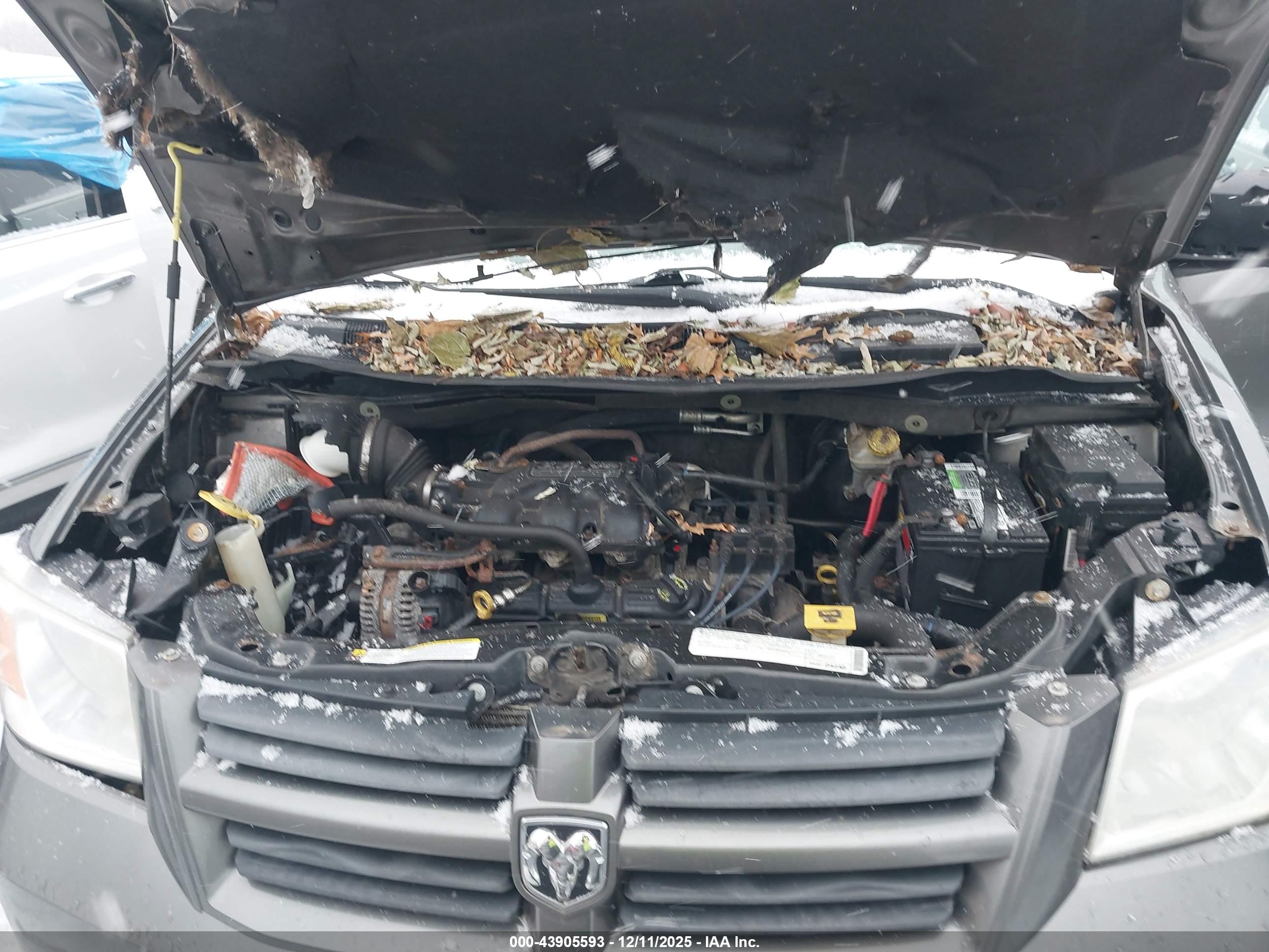 DODGE GRAND image 10