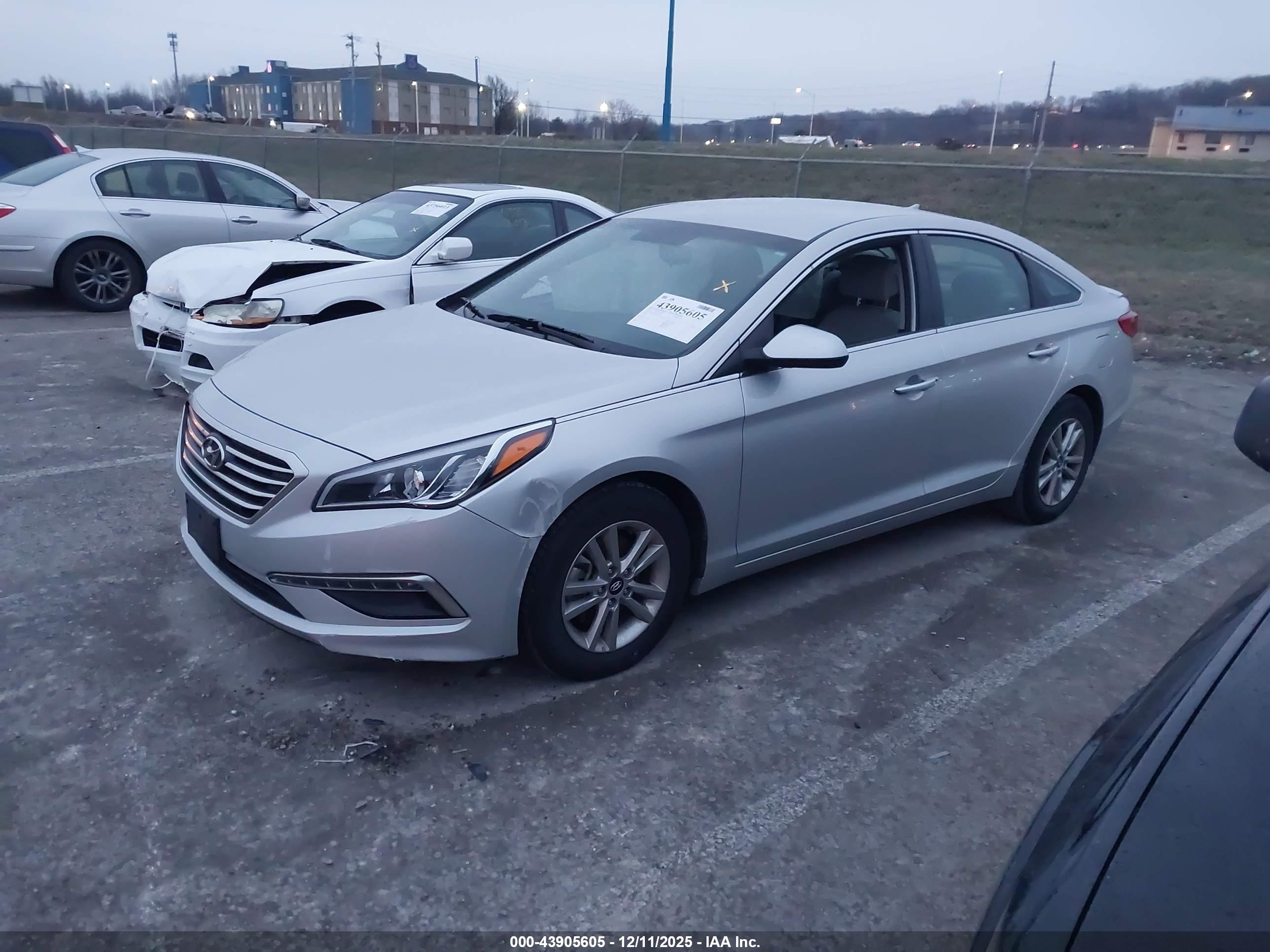 HYUNDAI SONATA image 2