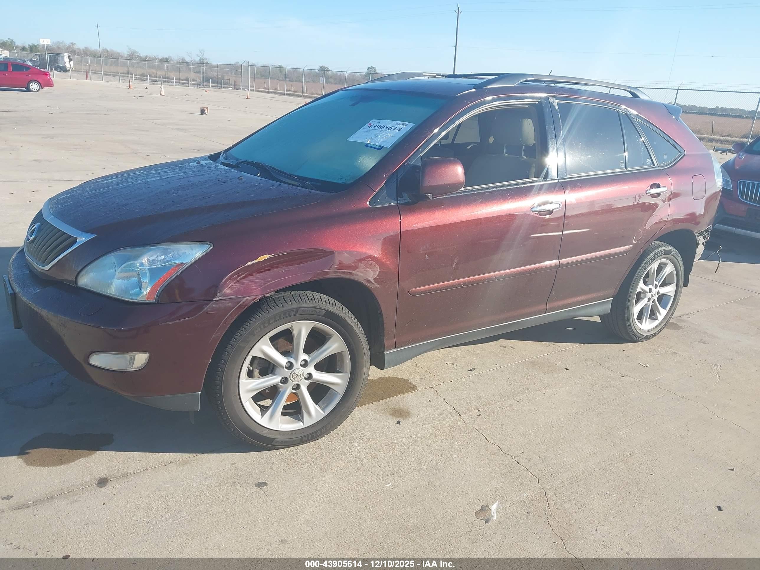 LEXUS RX image 2