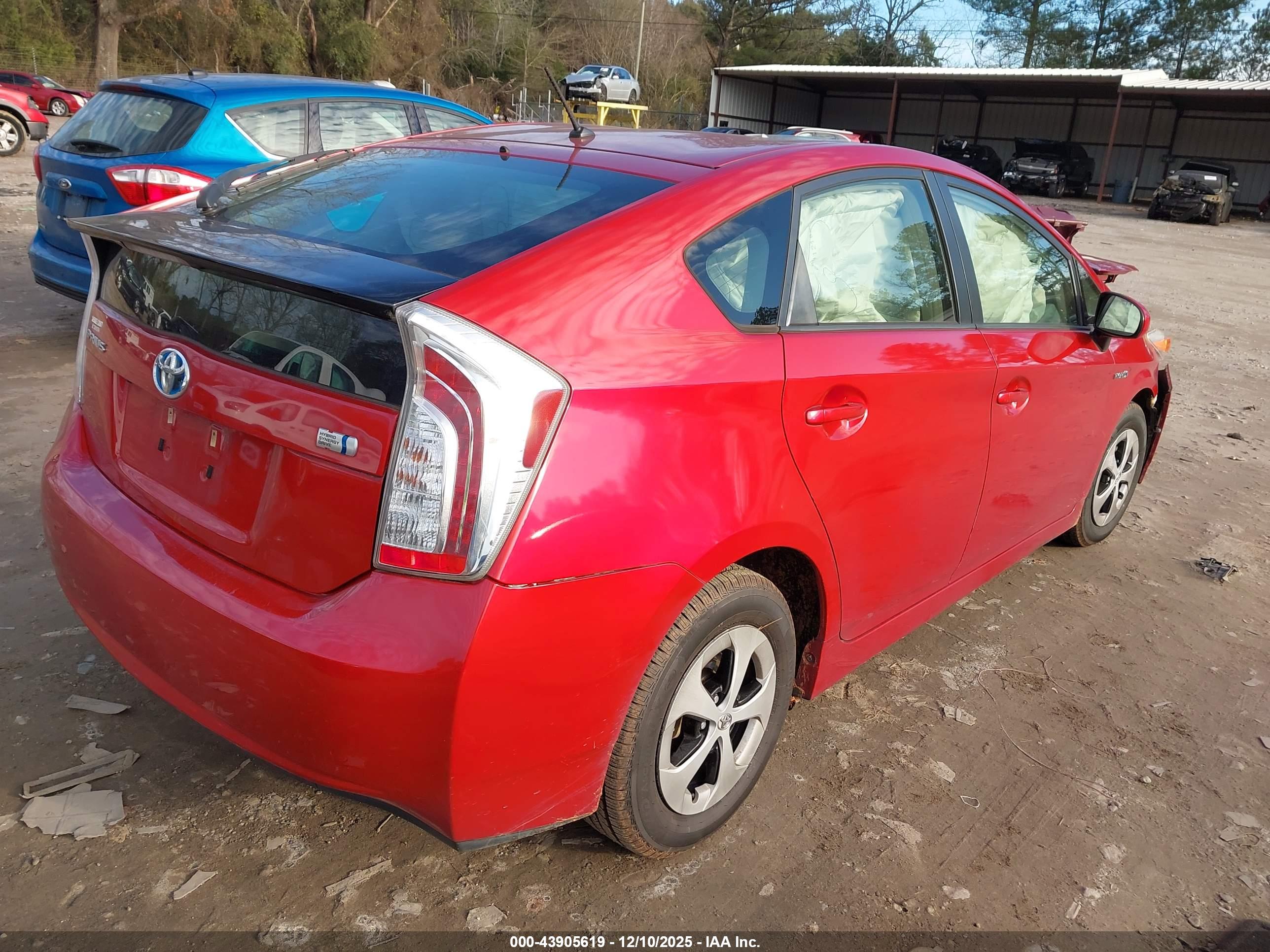 TOYOTA PRIUS image 4