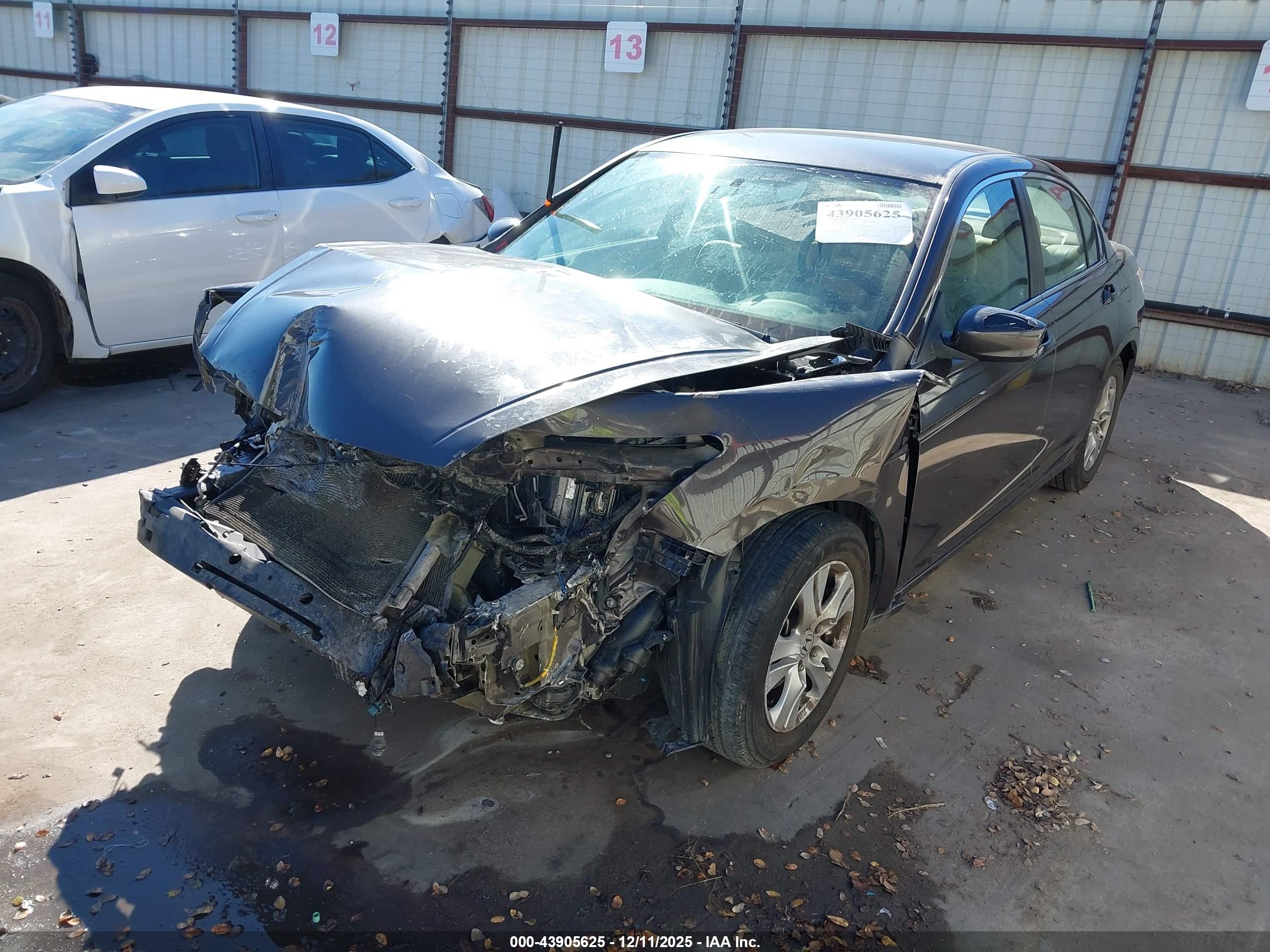 HONDA ACCORD image 2