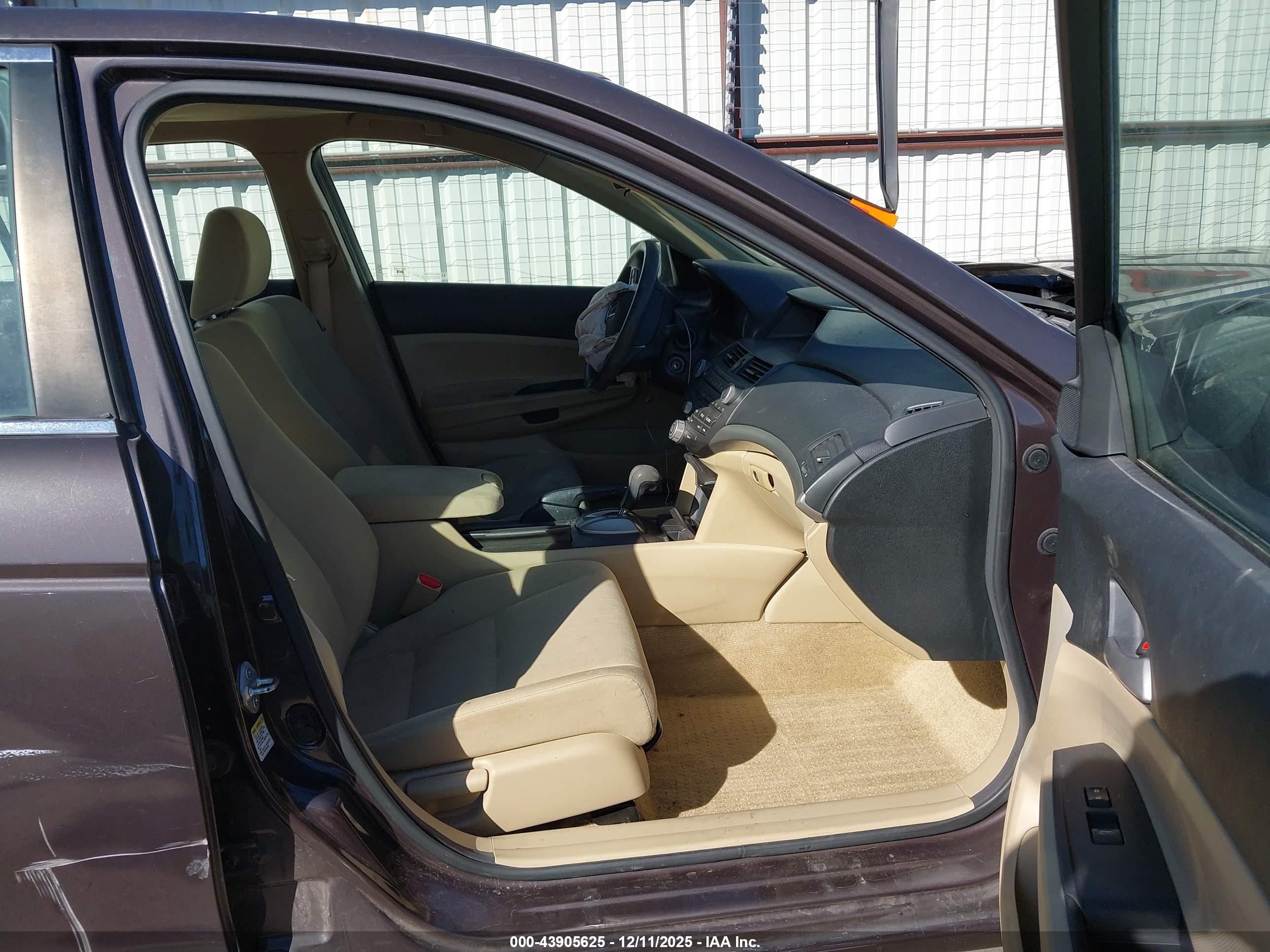 HONDA ACCORD image 5
