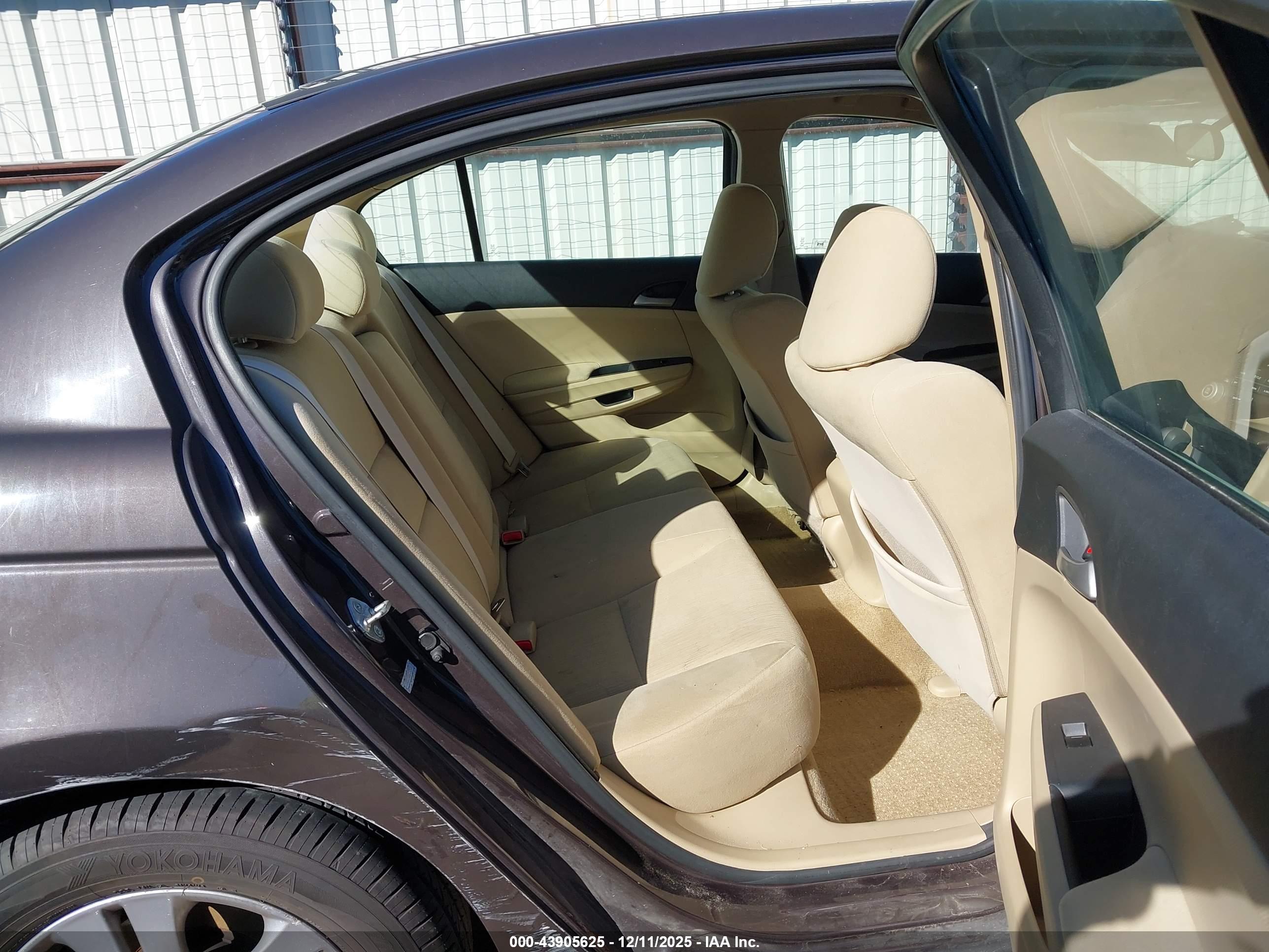 HONDA ACCORD image 8
