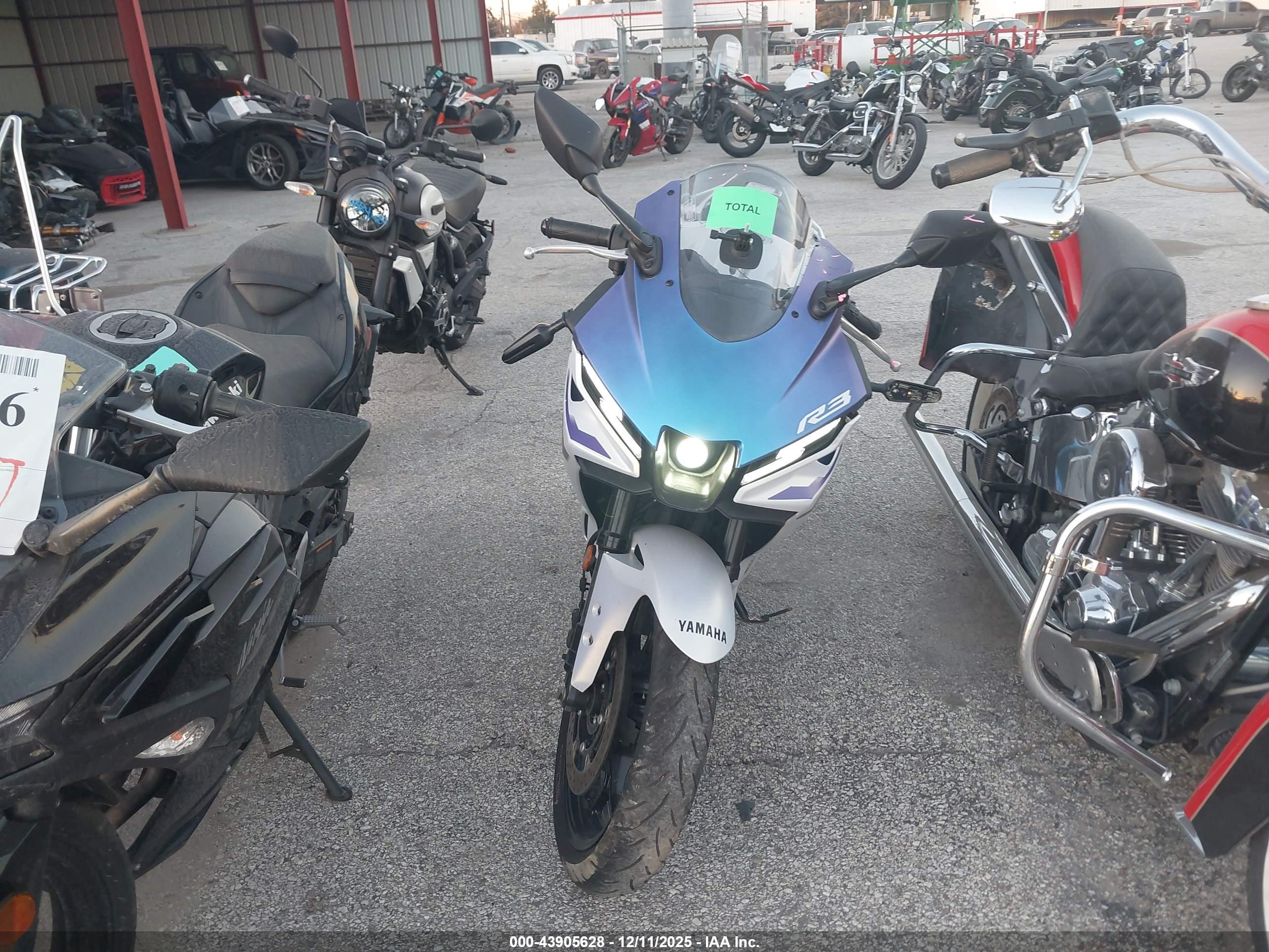 YAMAHA YFZ320 image 5