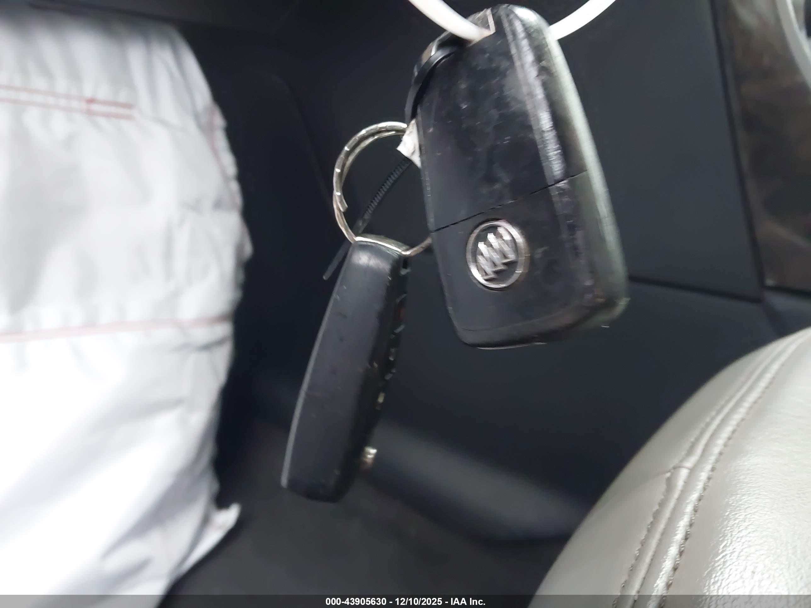 BUICK VERANO image 11