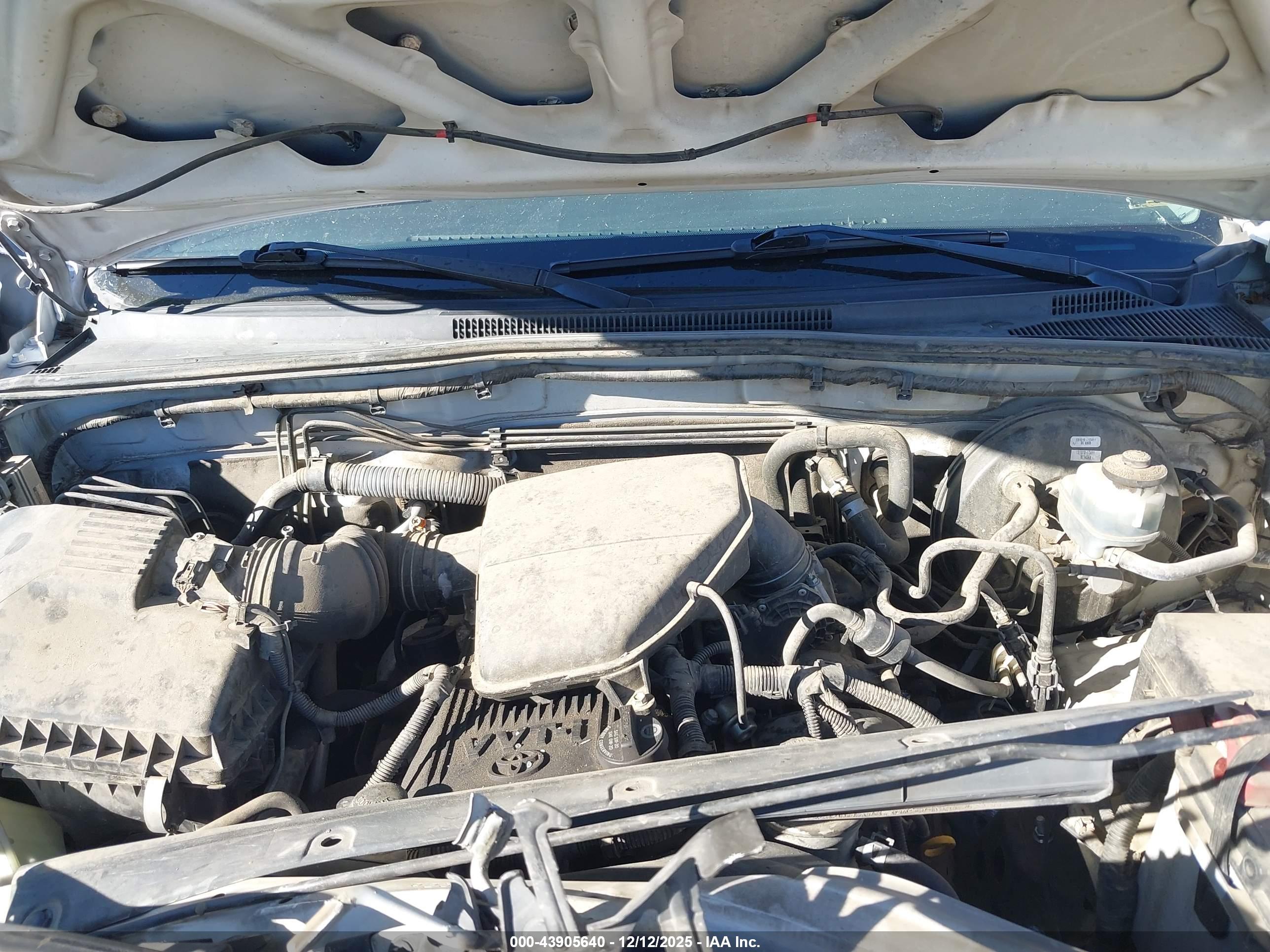 TOYOTA TACOMA image 10