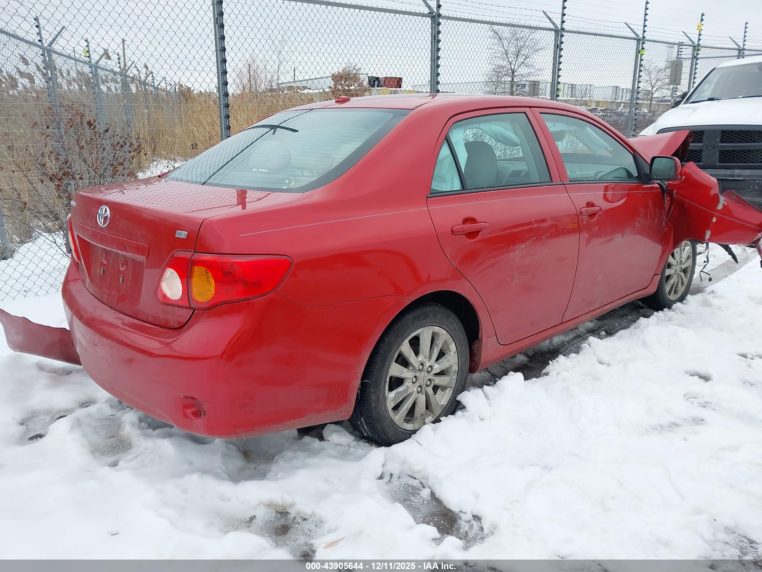 TOYOTA COROLLA image 4