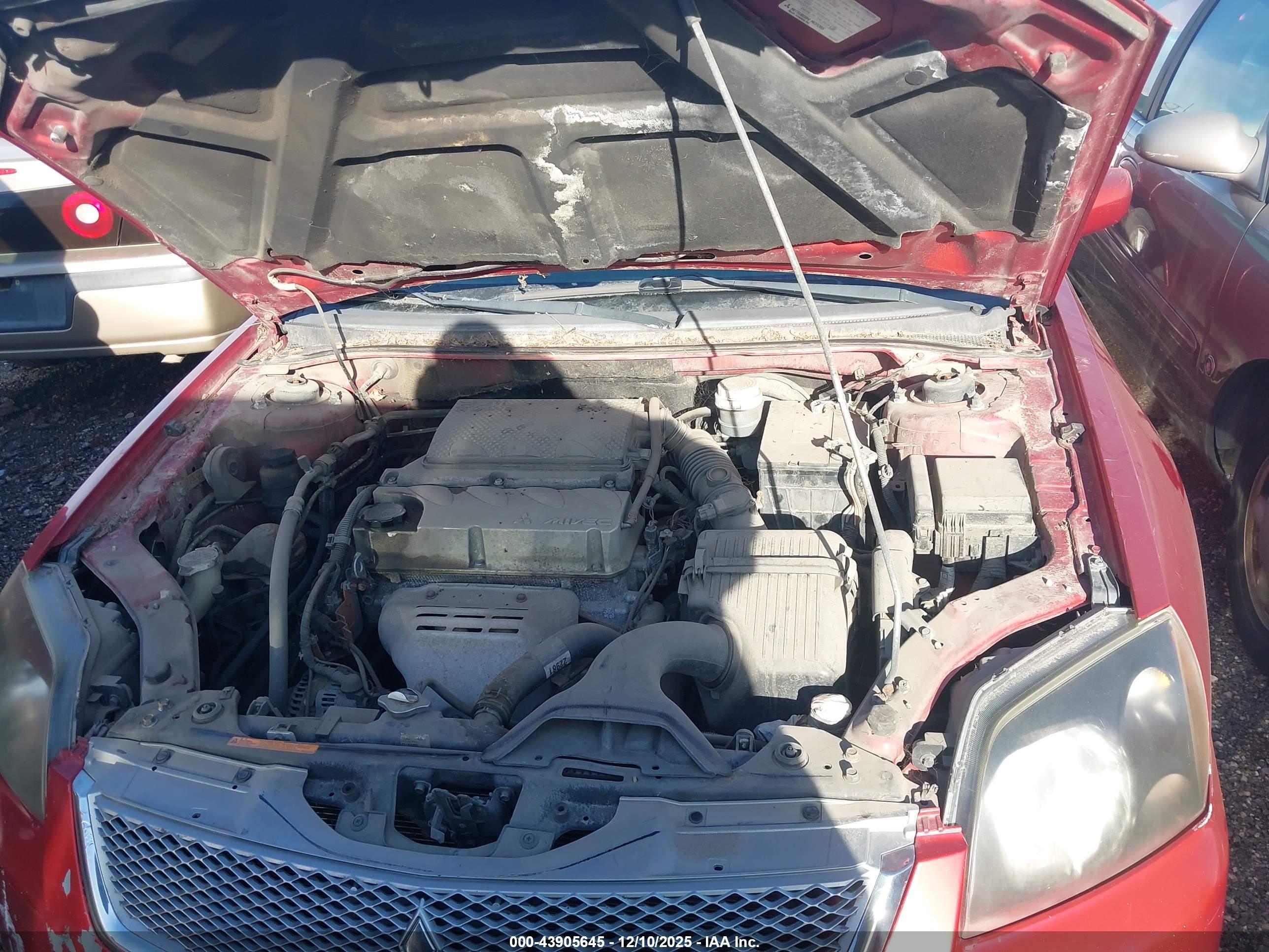 MITSUBISHI GALANT image 10