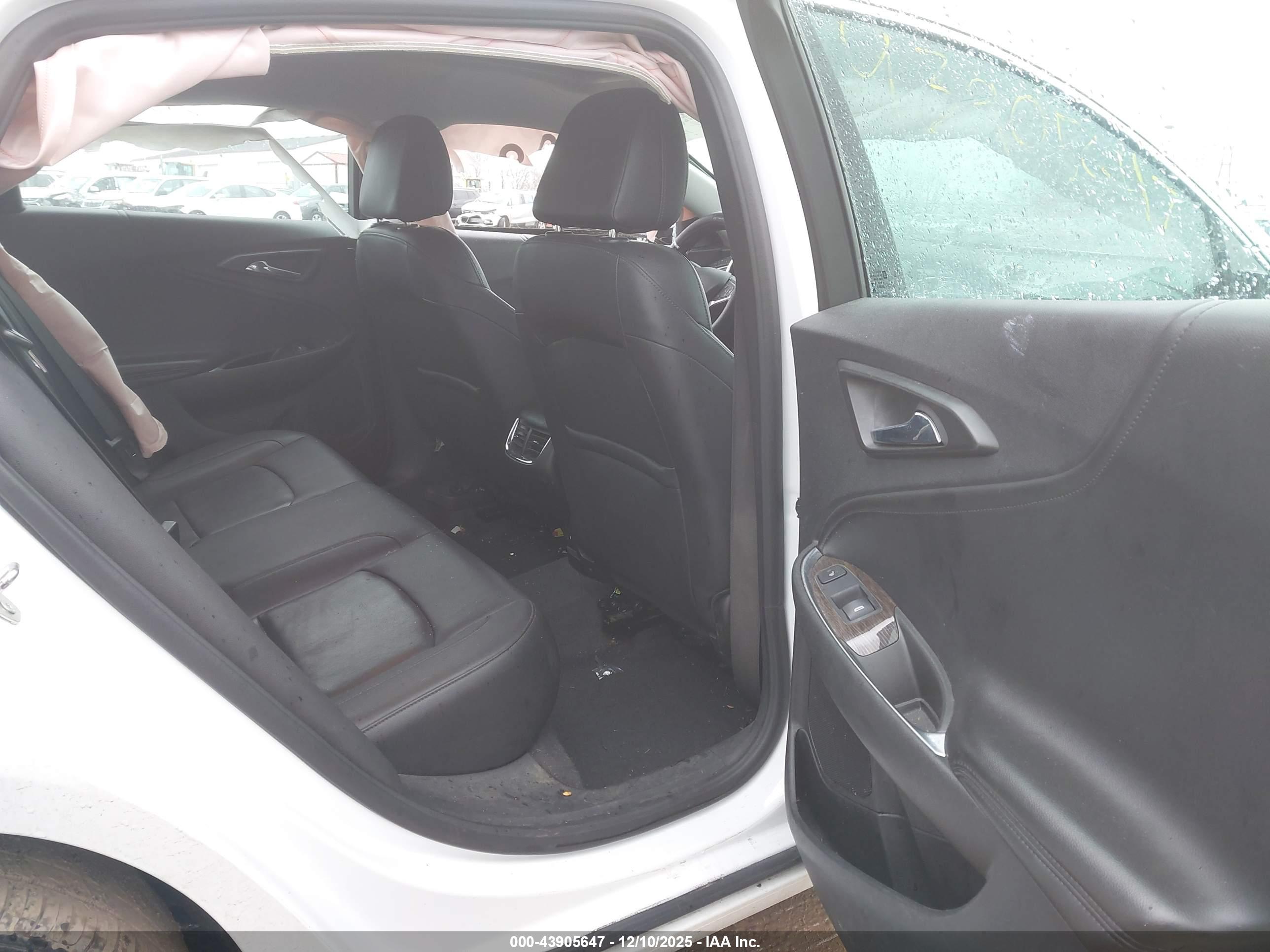 CHEVROLET MALIBU image 8