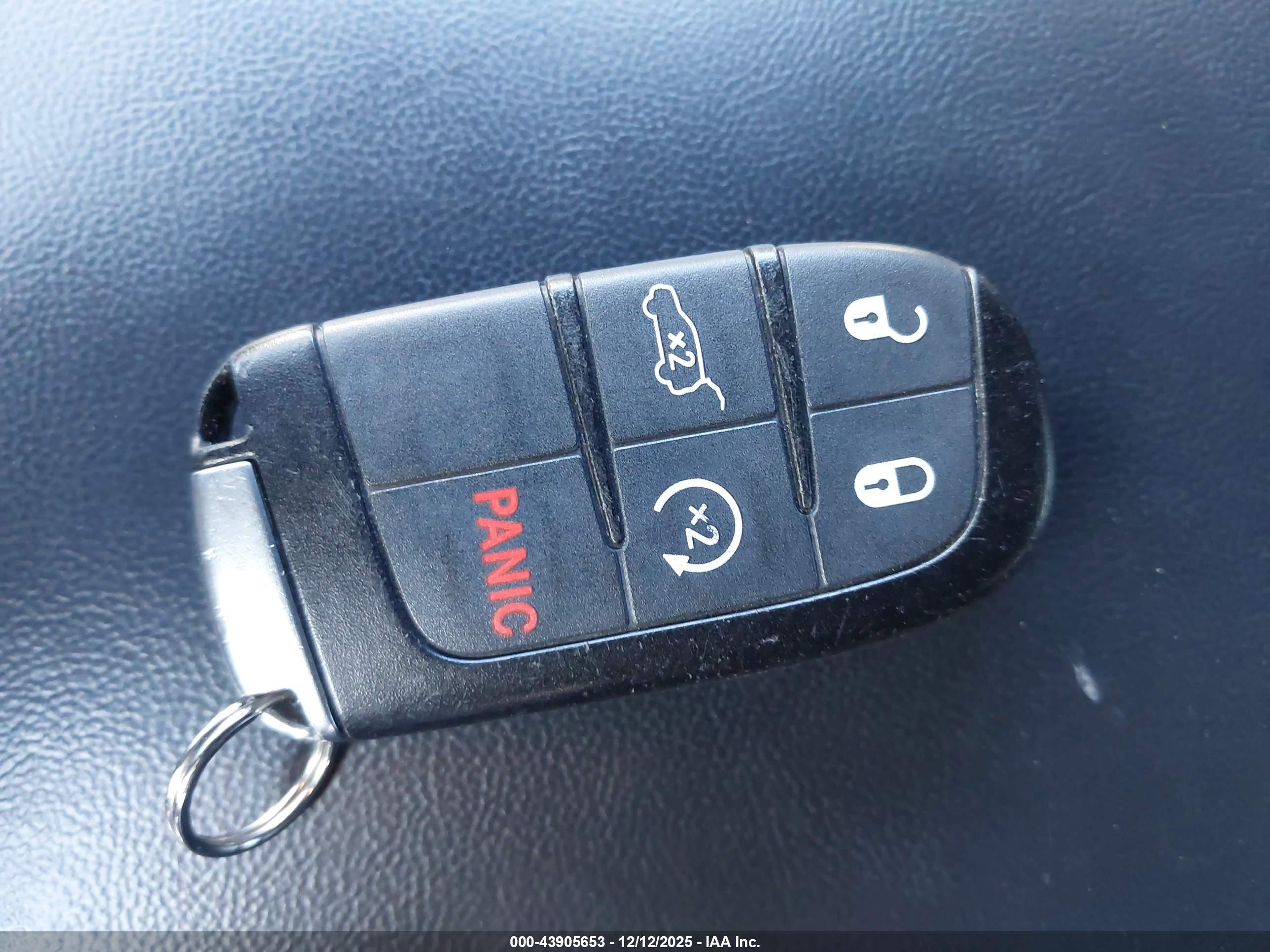 JEEP GRAND image 11