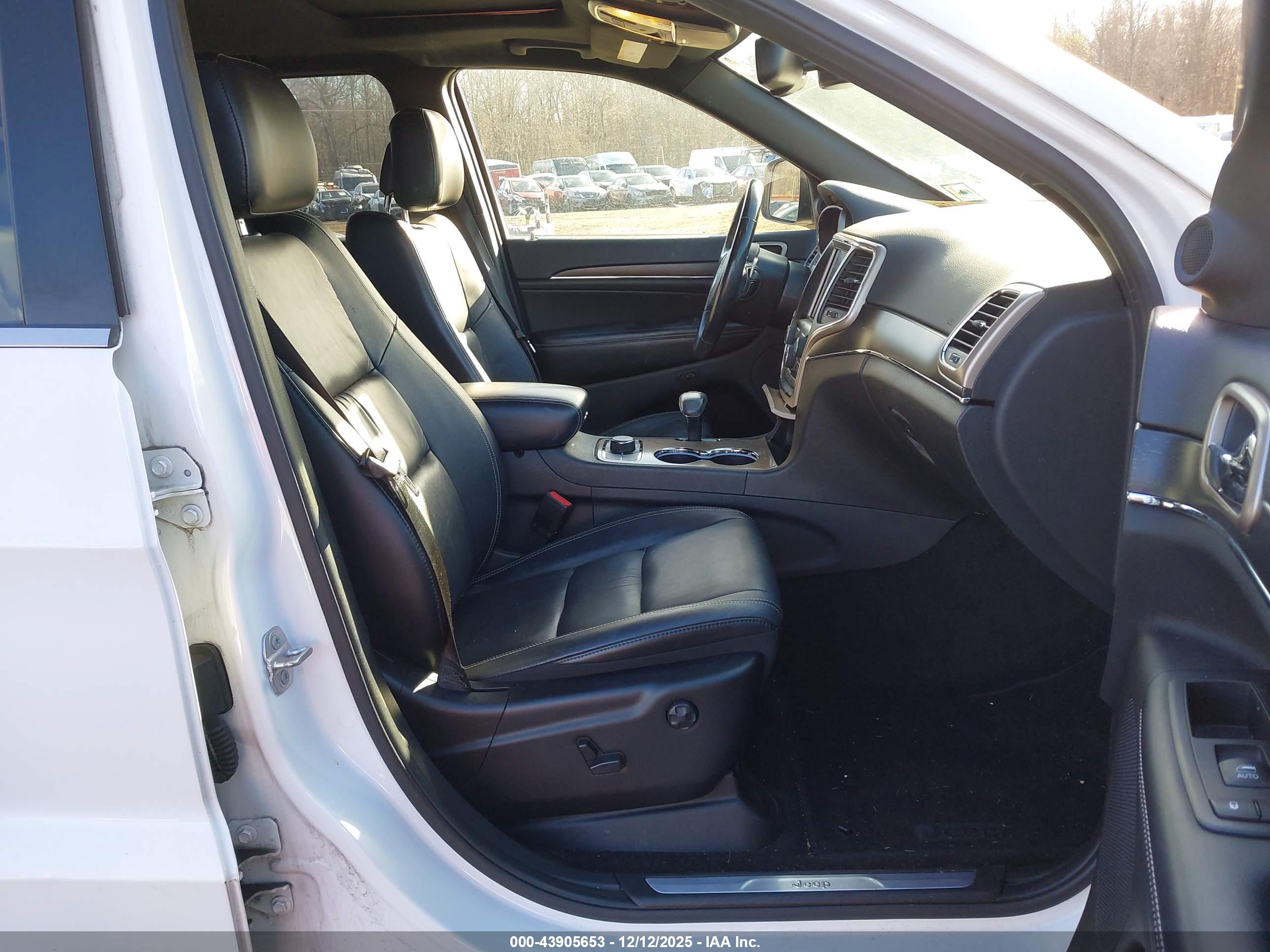 JEEP GRAND image 5