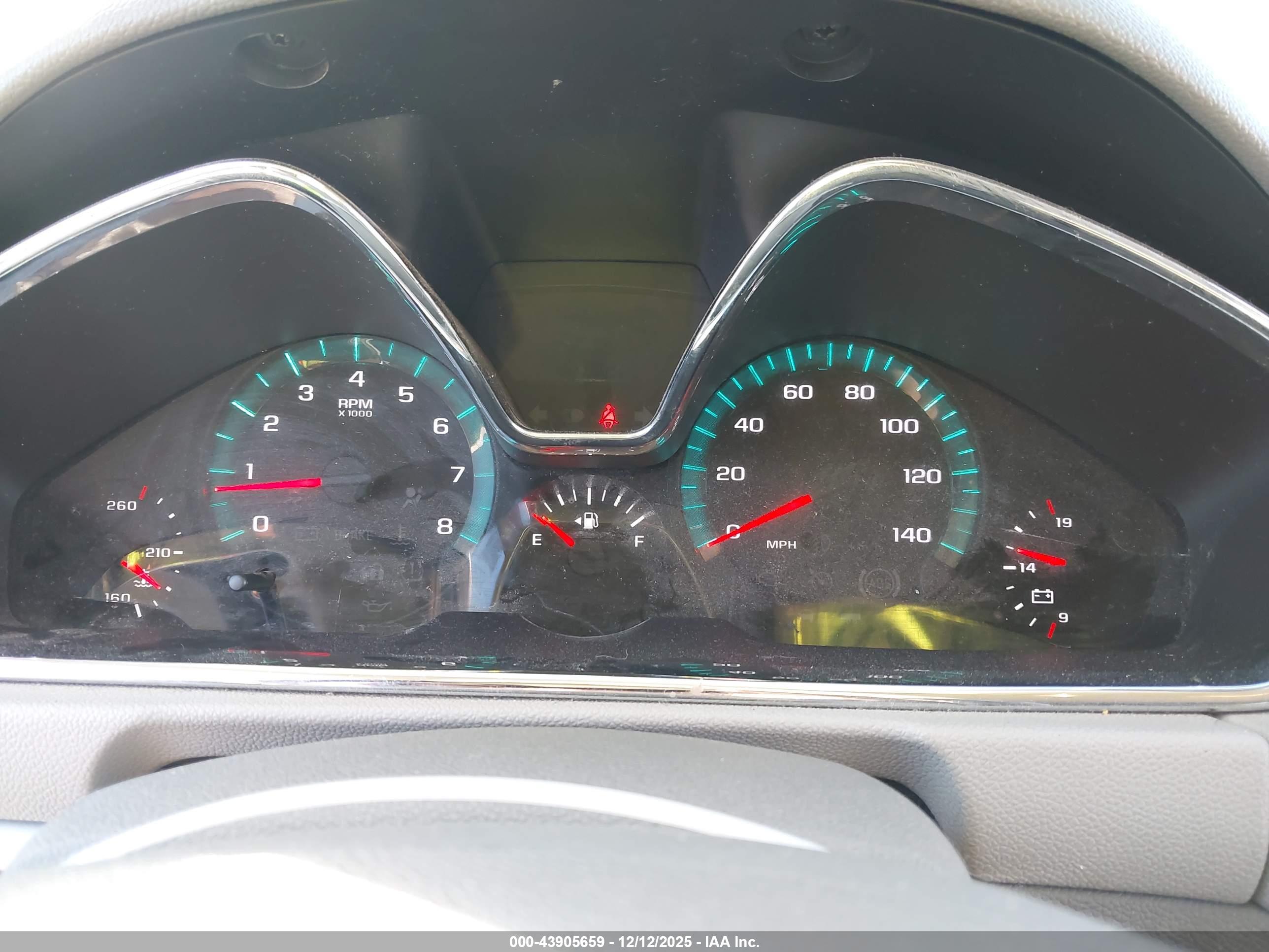 CHEVROLET TRAVERSE image 7