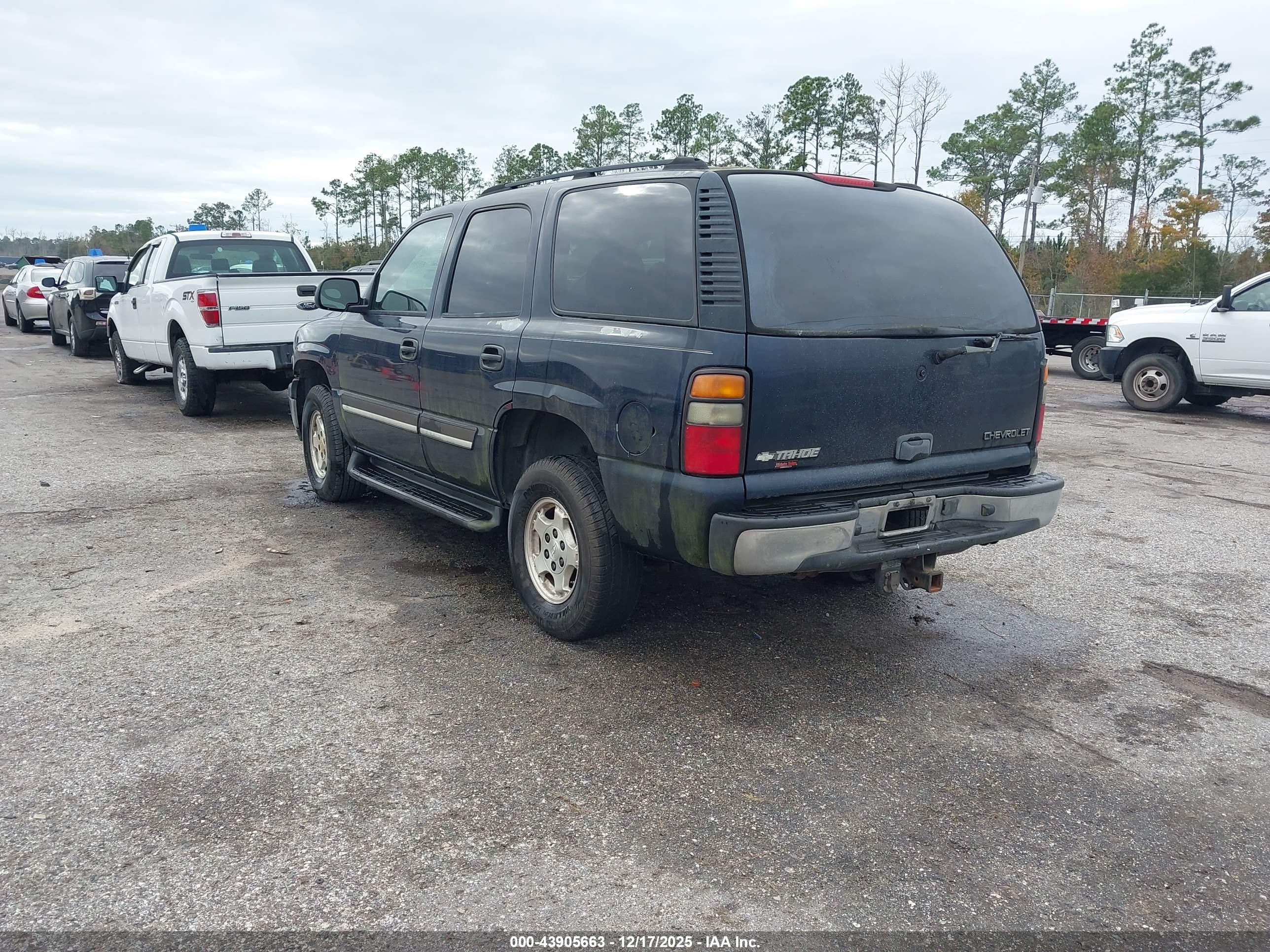 CHEVROLET TAHOE image 3