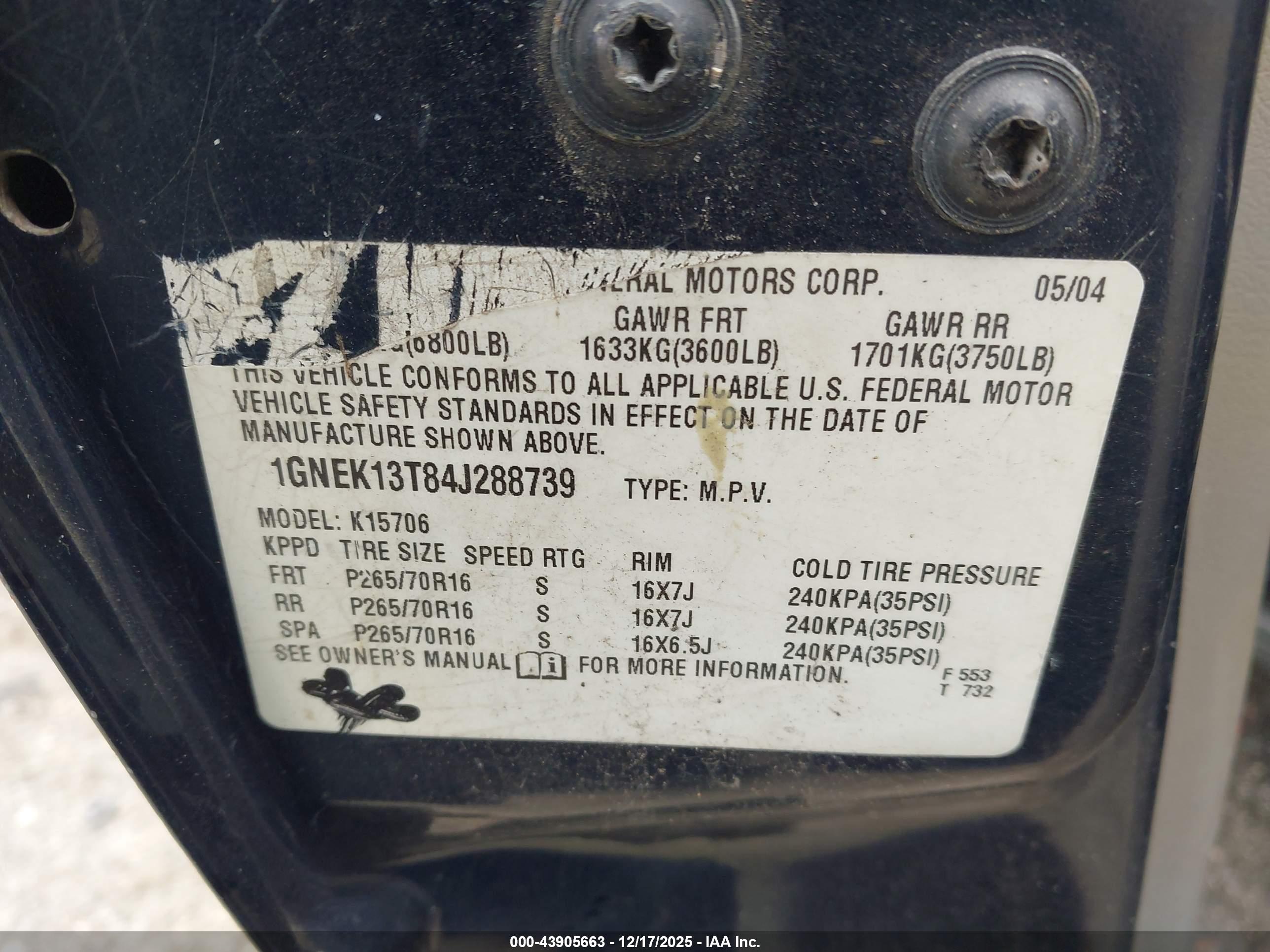 CHEVROLET TAHOE image 9