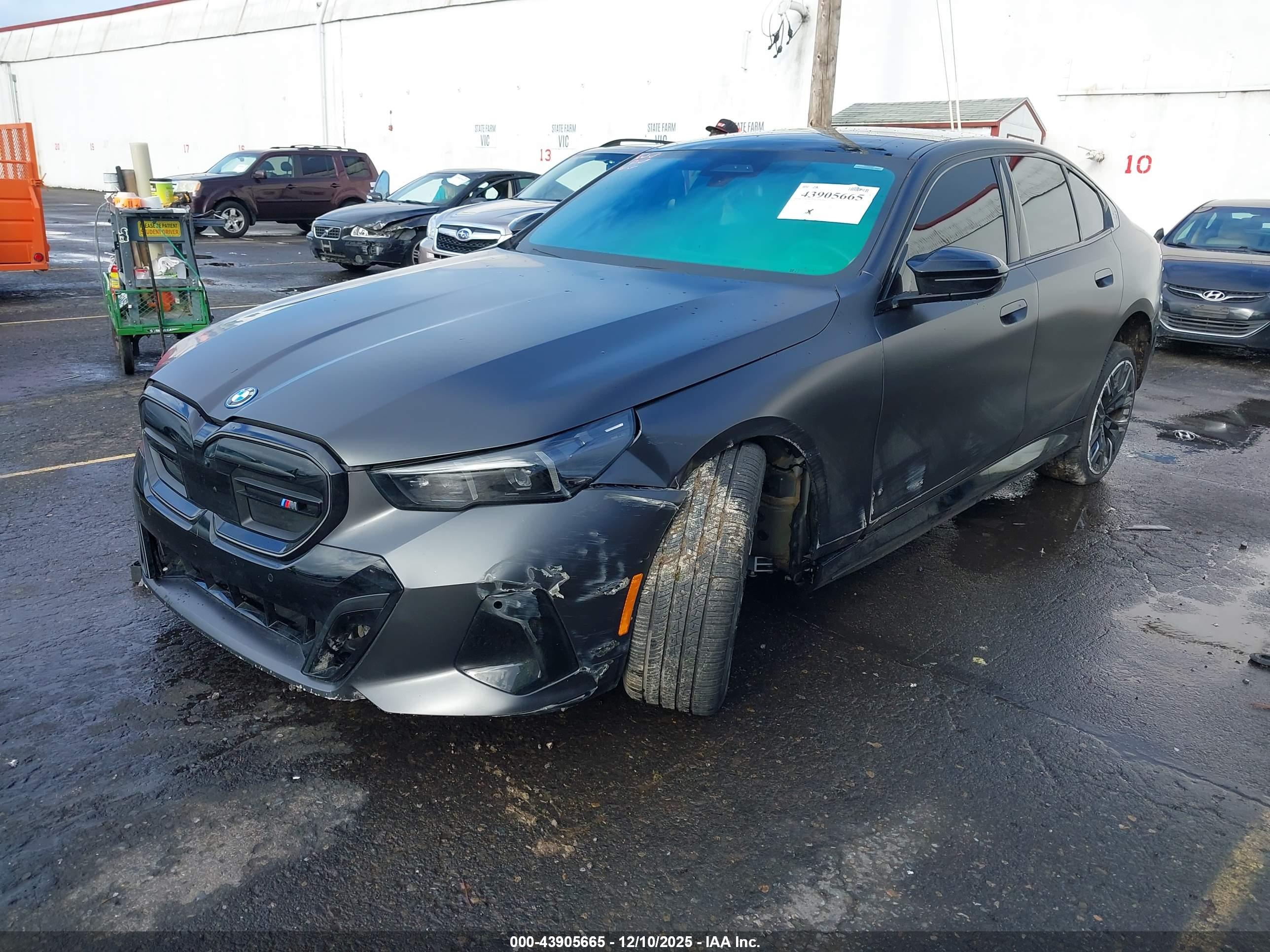 BMW I5 image 2
