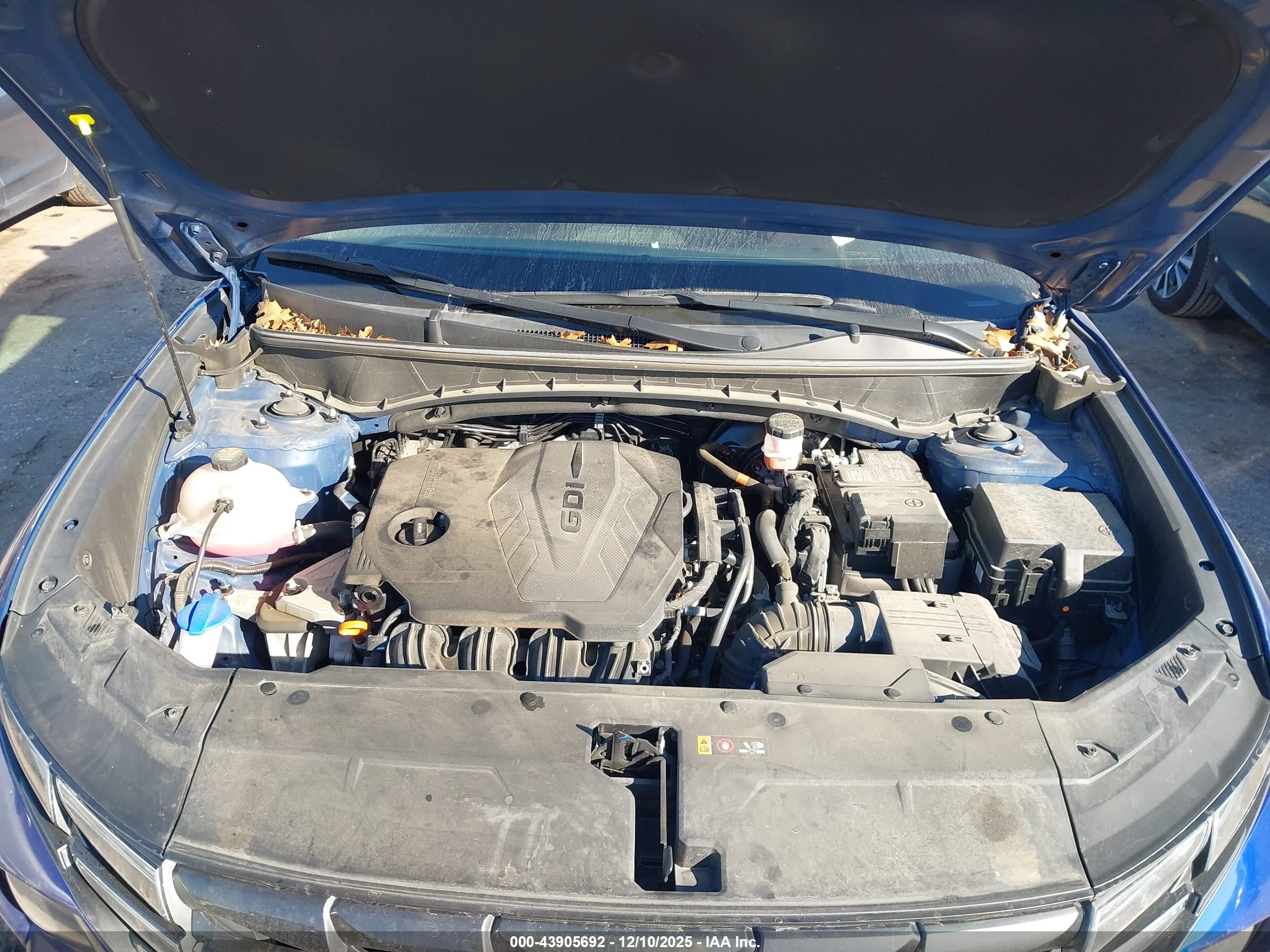 HYUNDAI TUCSON image 10