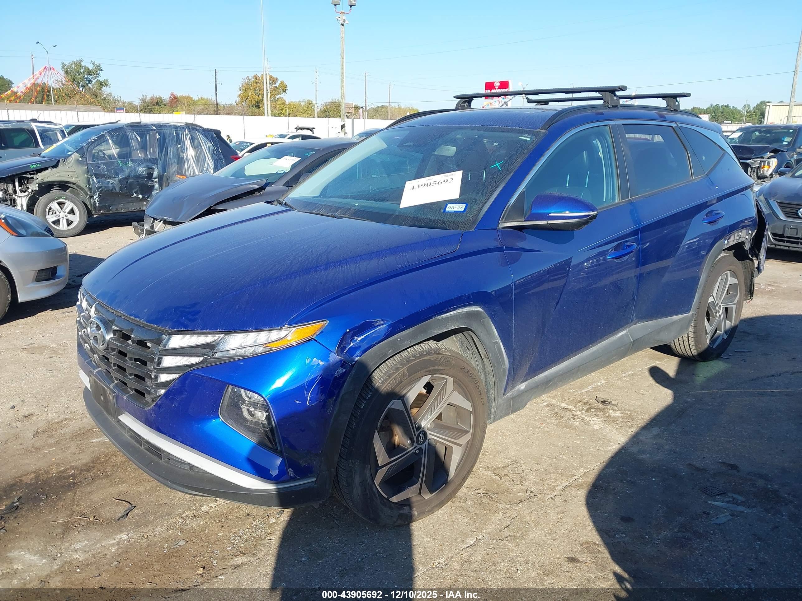 HYUNDAI TUCSON image 2