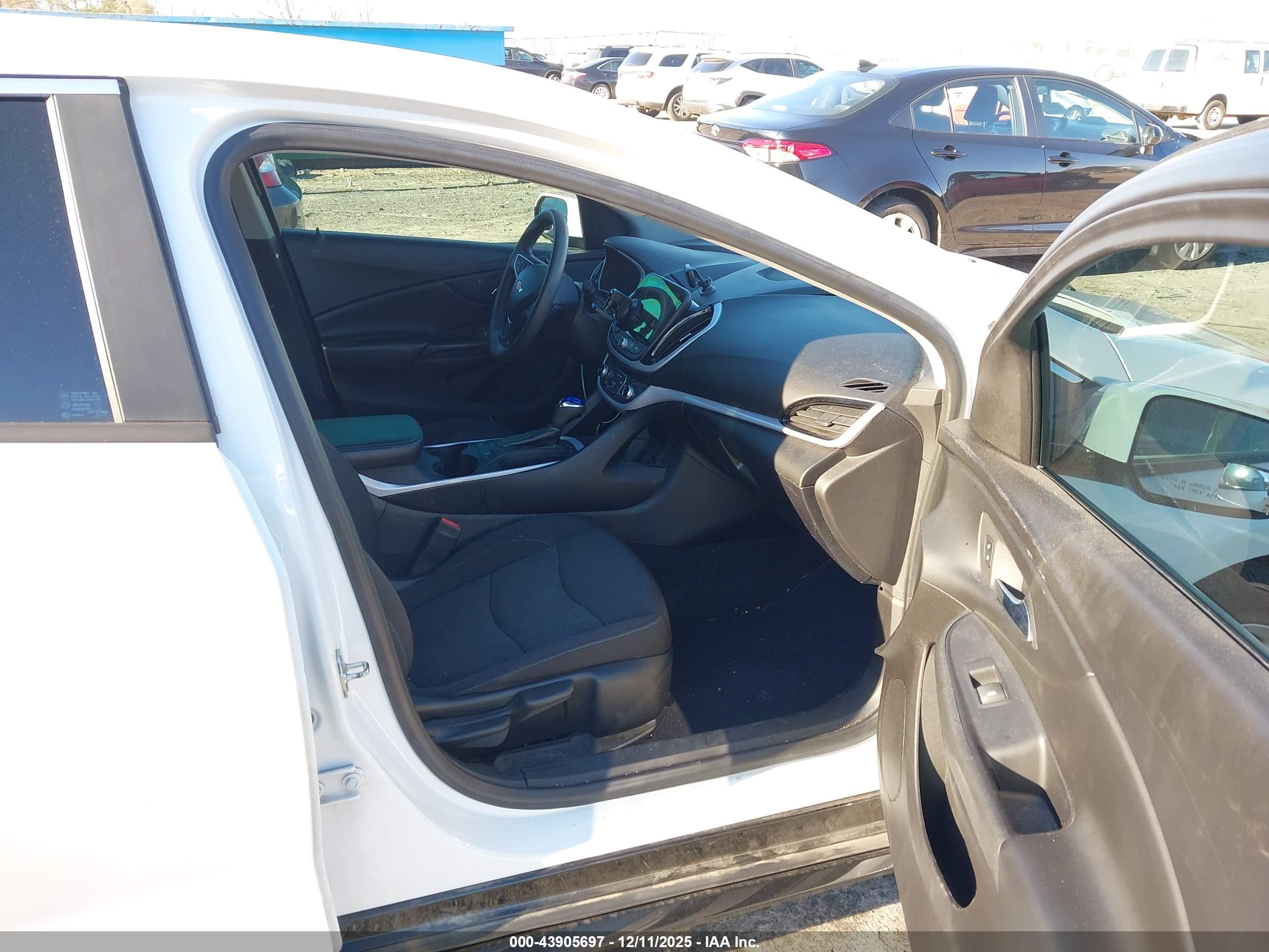 CHEVROLET VOLT image 5