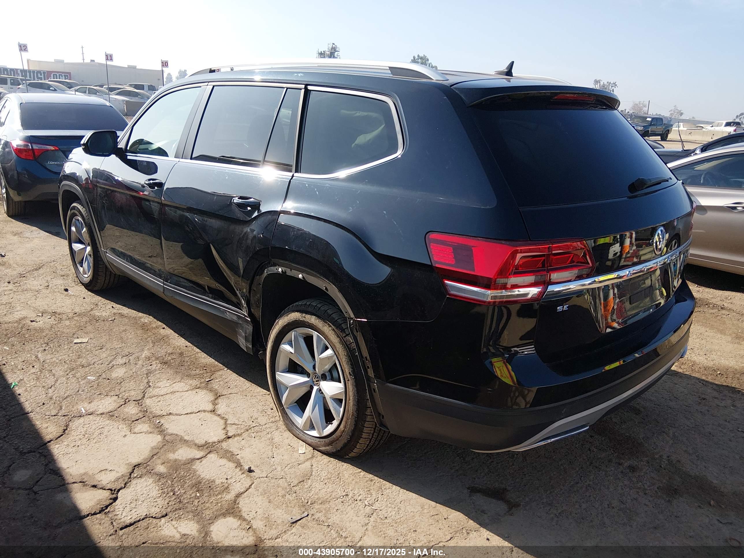 VOLKSWAGEN ATLAS image 3